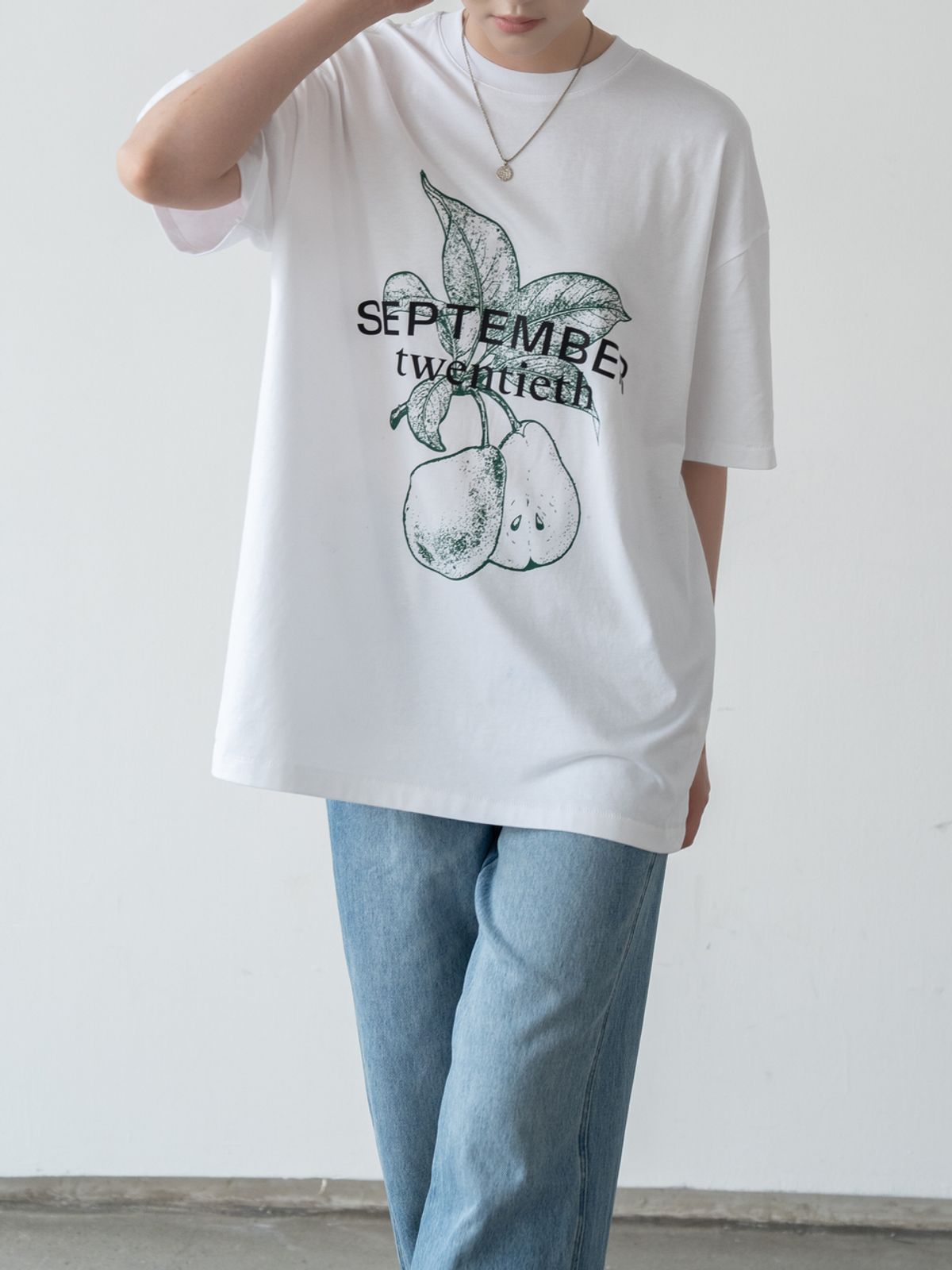 셉템버투웨니(SEPTEMBER TWENTIETH) 셉템버투웨니 오버핏 티셔츠 (White)