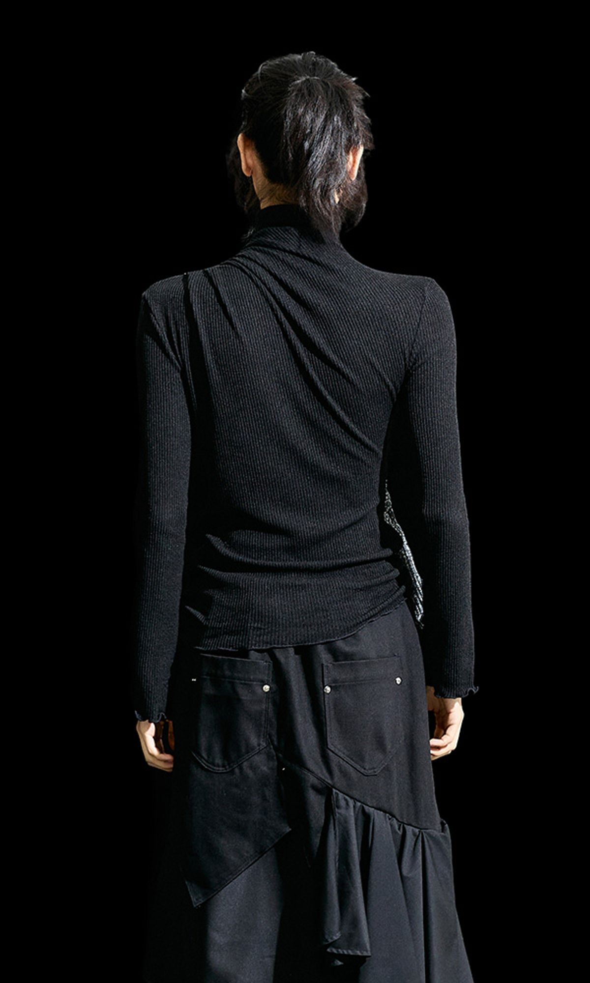 레큘리(RECULER) Cowl string coloration  draped T-shirt Black