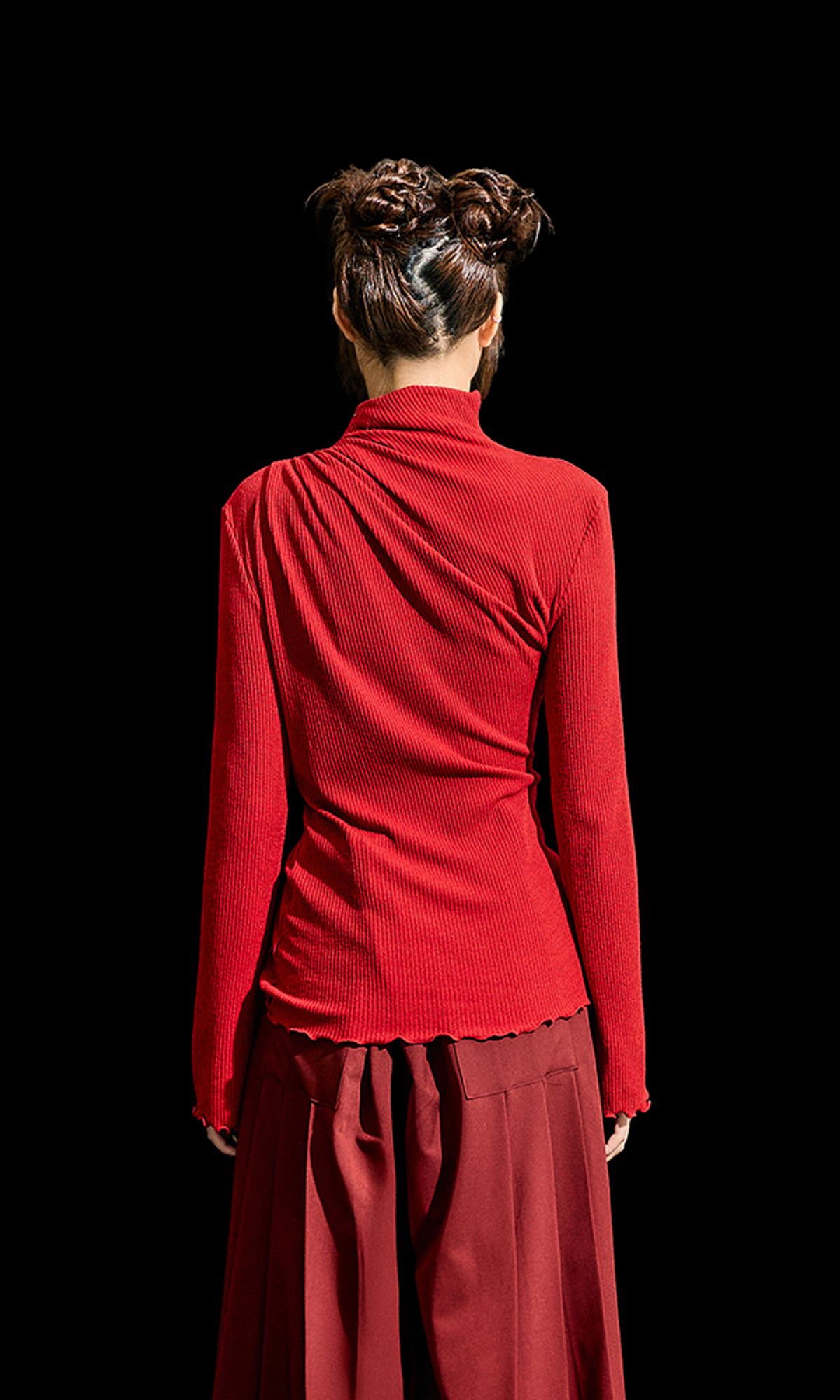 레큘리(RECULER) Cowl string coloration  draped T-shirt Red