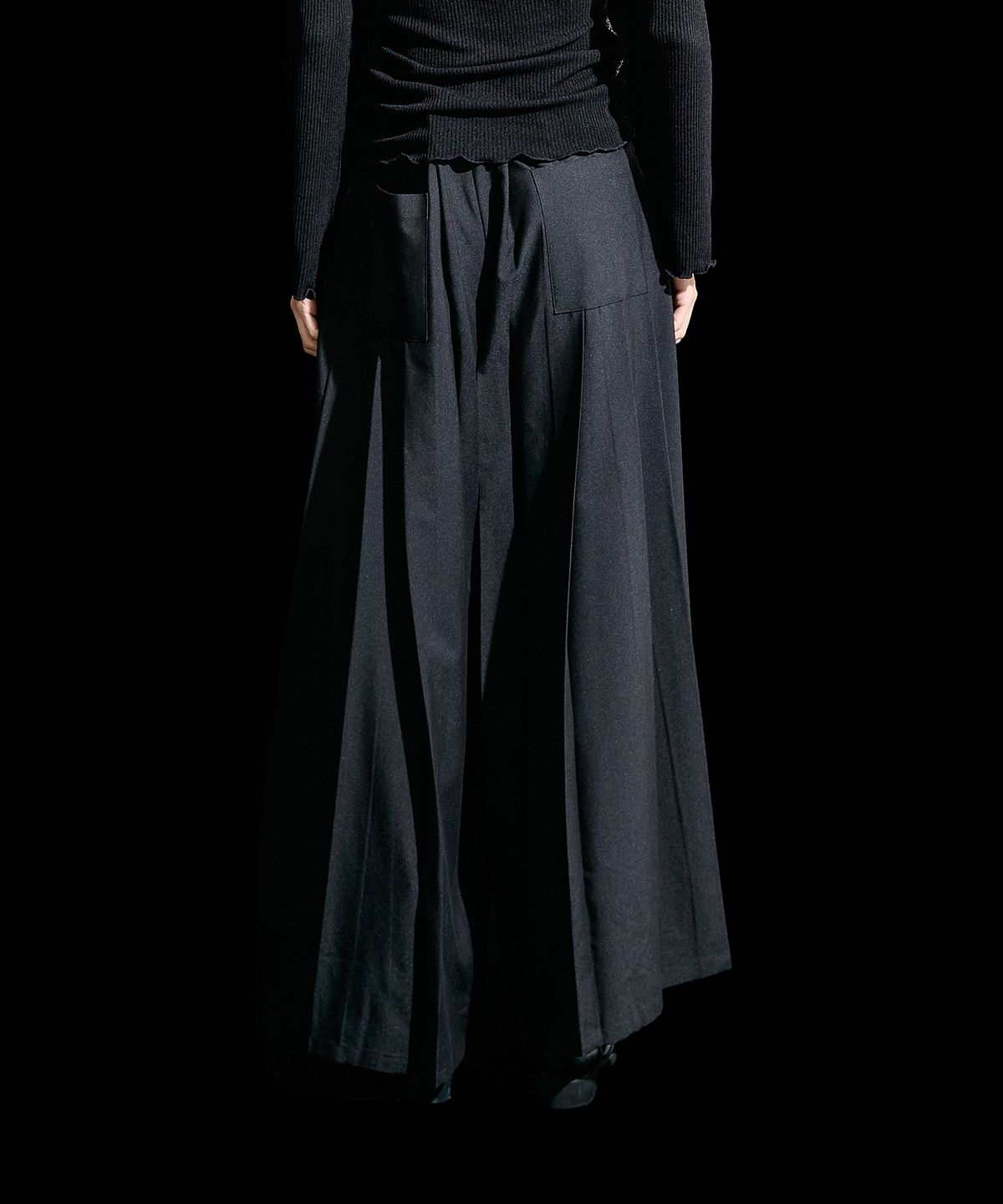 레큘리(RECULER) Wide pleated pants Black