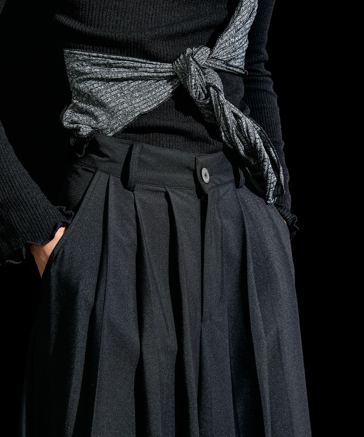 레큘리(RECULER) Wide pleated pants Black