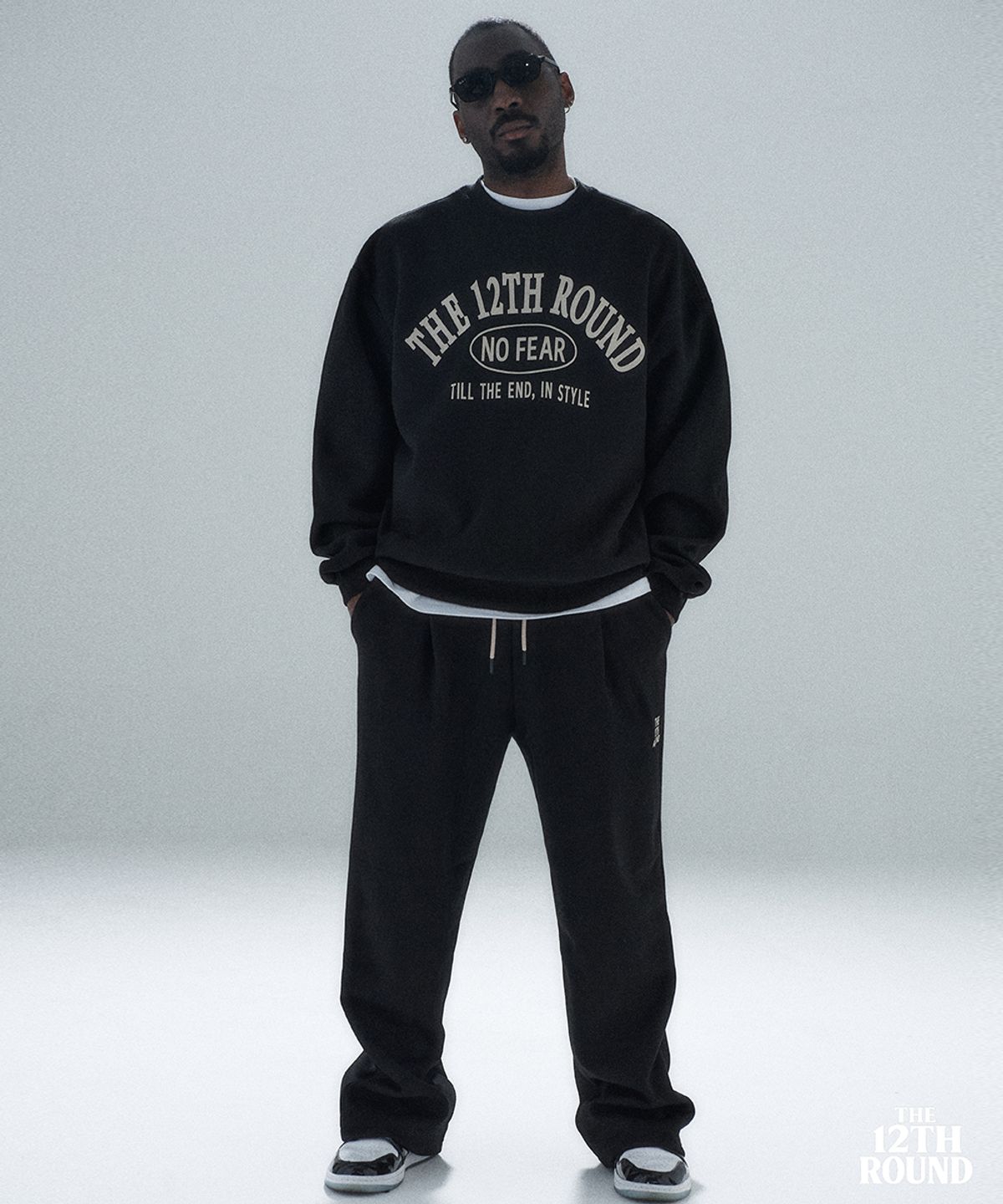 더트웰브라운드(THE 12TH ROUND) THE 12TH ROUND SIGNATURE SWEATSHIRT BLACK