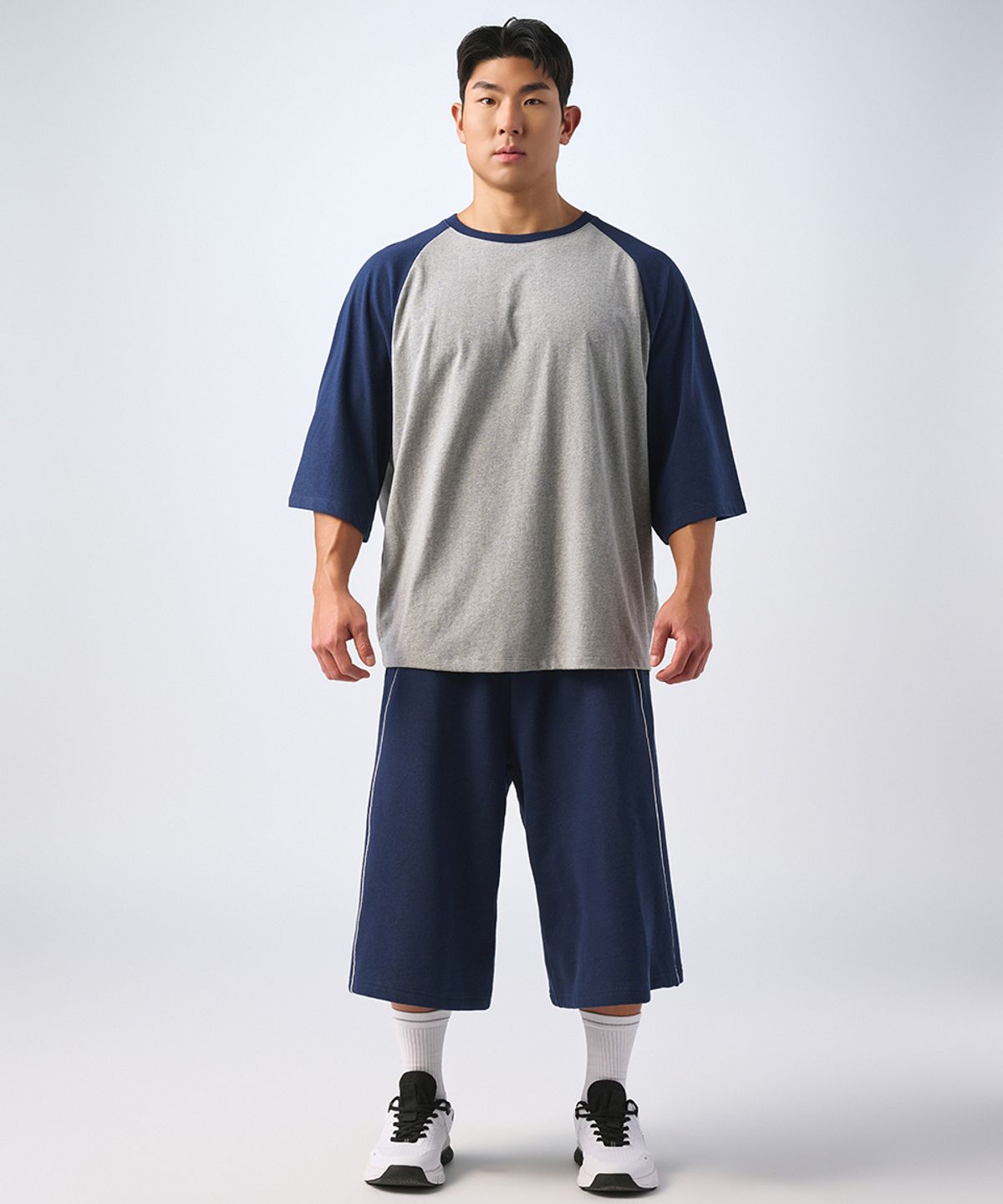 무신사 스탠다드 스포츠(MUSINSA STANDARD SPORTS) 코튼 맥스오버 버뮤다 쇼츠 (3color)