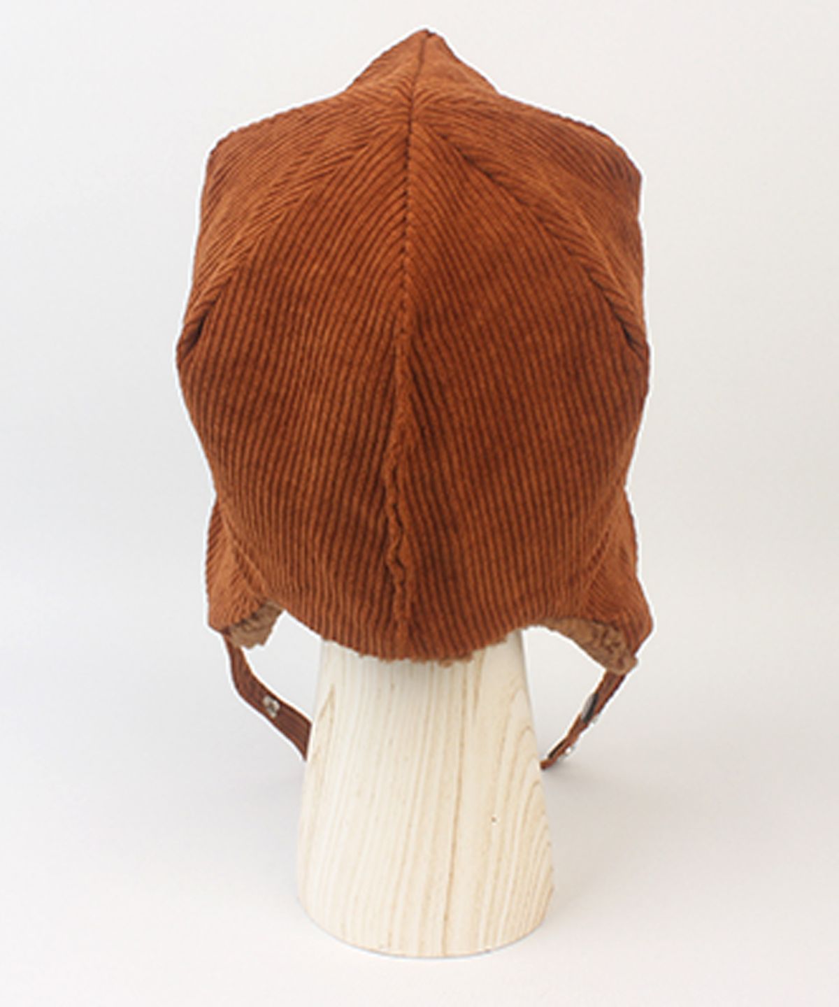 유니버셜 케미스트리(UNIVERSAL CHEMISTRY) Gentle Corduroy Brown Earflap Cap 귀달이모자