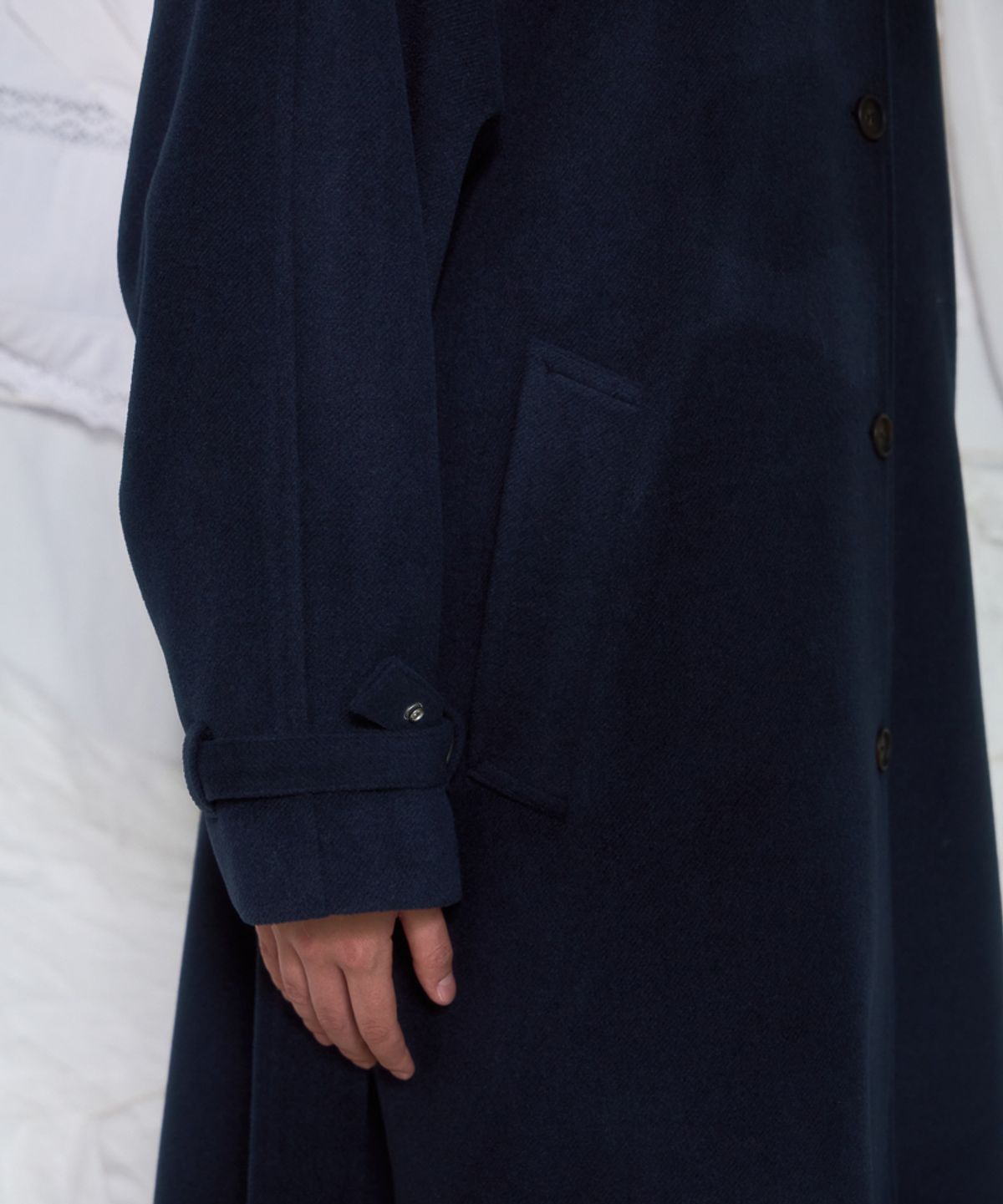로제프란츠(ROSEFRANTZ) Half-neck Overfit Long Coat [Navy]
