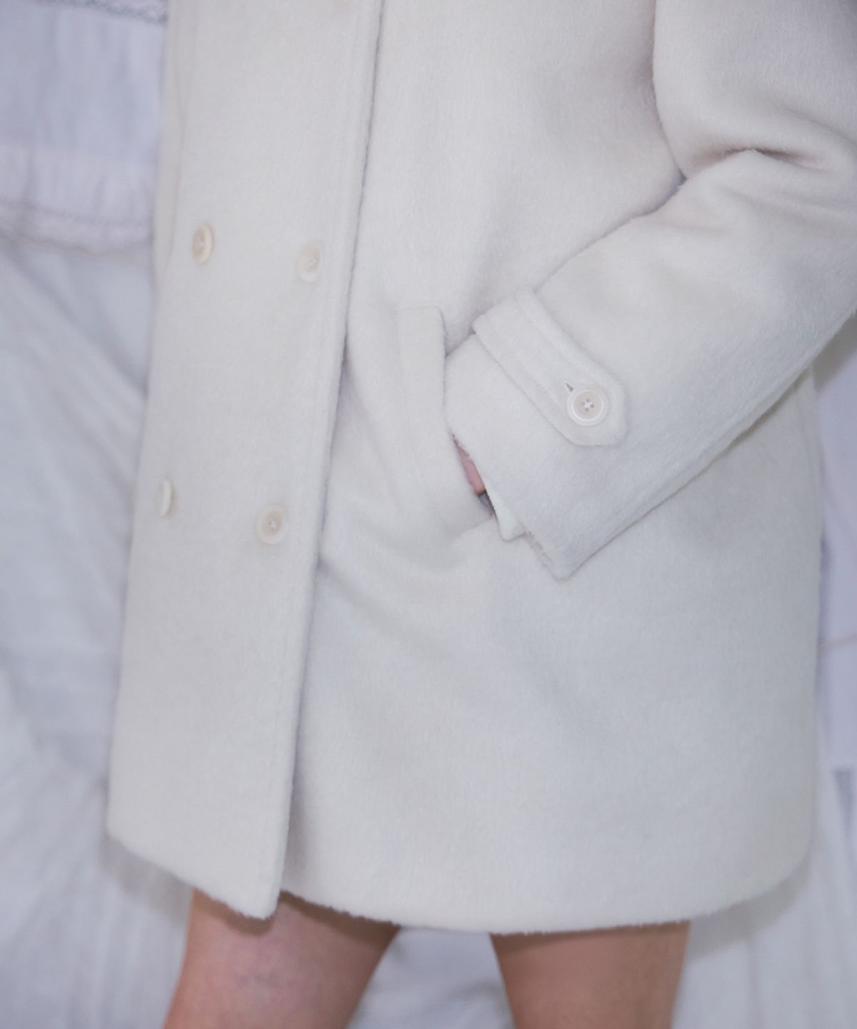 로제프란츠(ROSEFRANTZ) Two-button Wool Half Coat [Ivory]