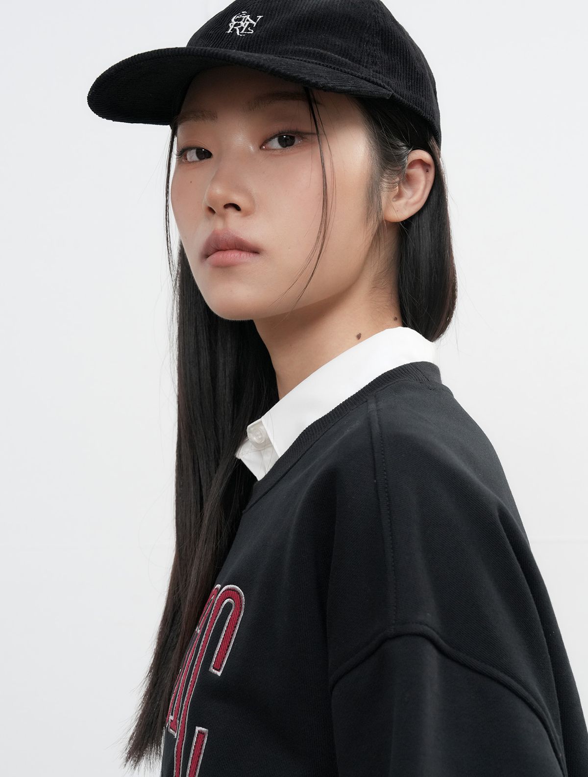 제너럴아이디어(GENERALIDEA) UNISEX 코듀로이 GNRL 로고 볼캡 [BLACK] / SBE3U91005