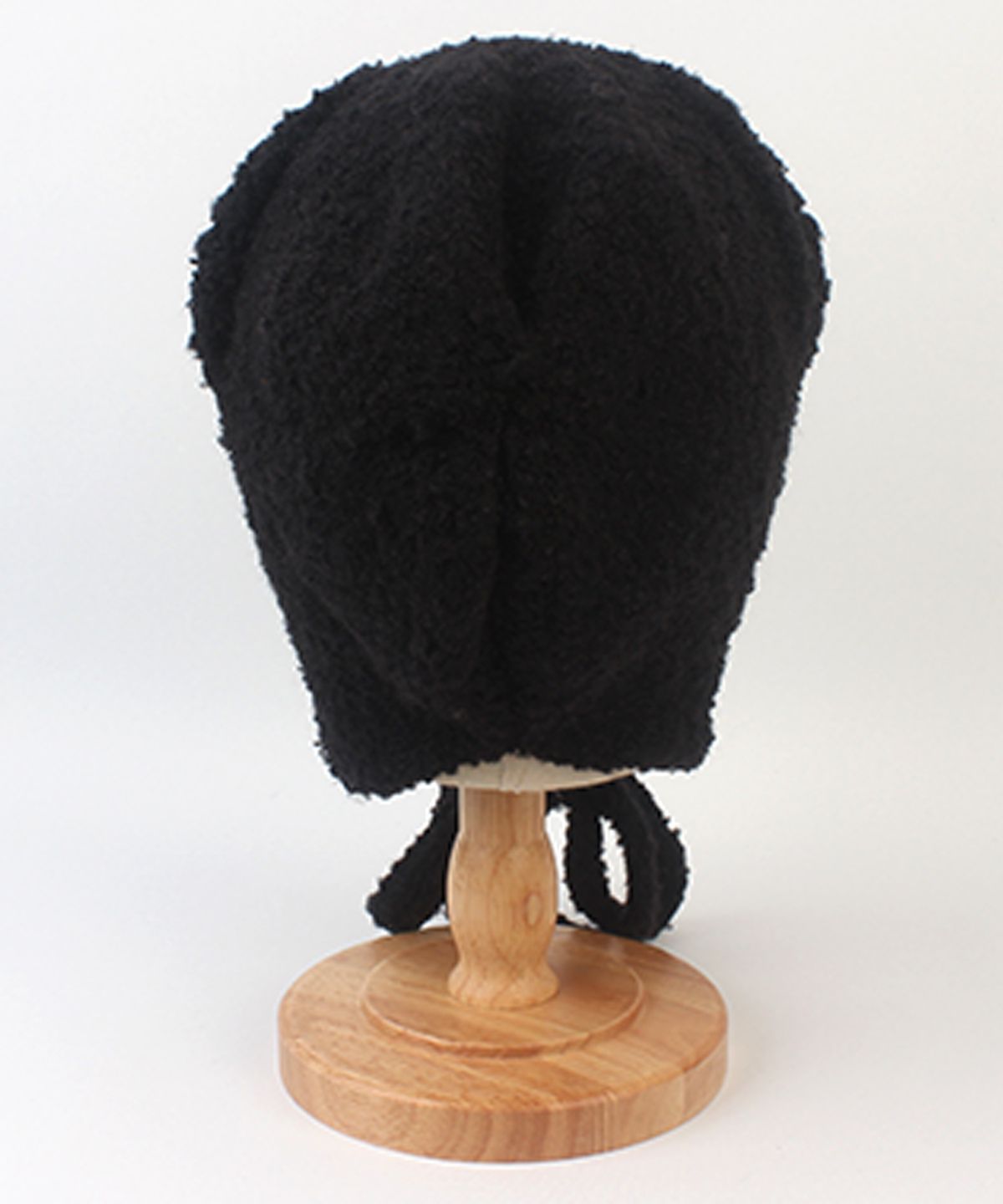 유니버셜 케미스트리(UNIVERSAL CHEMISTRY) Bear Knit Black Bonnet Hat 곰돌이모자