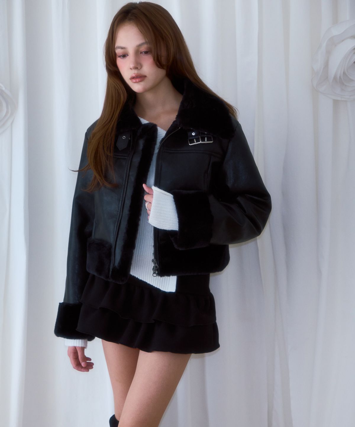 로제프란츠(ROSEFRANTZ) Crop Leather Mustang [Black]