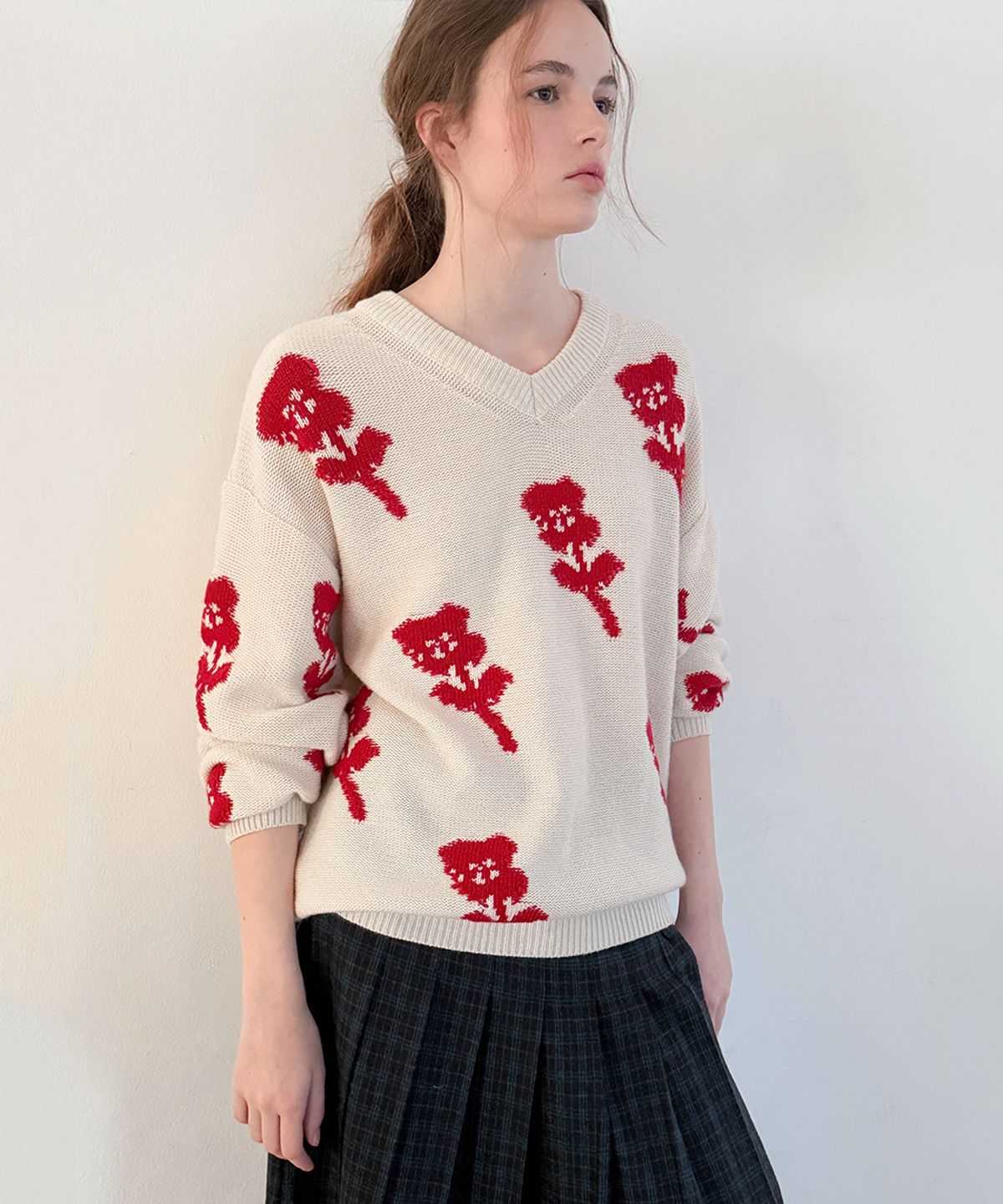 시눈(SINOON) SN Flower Loose Fit Knit (Ivory)