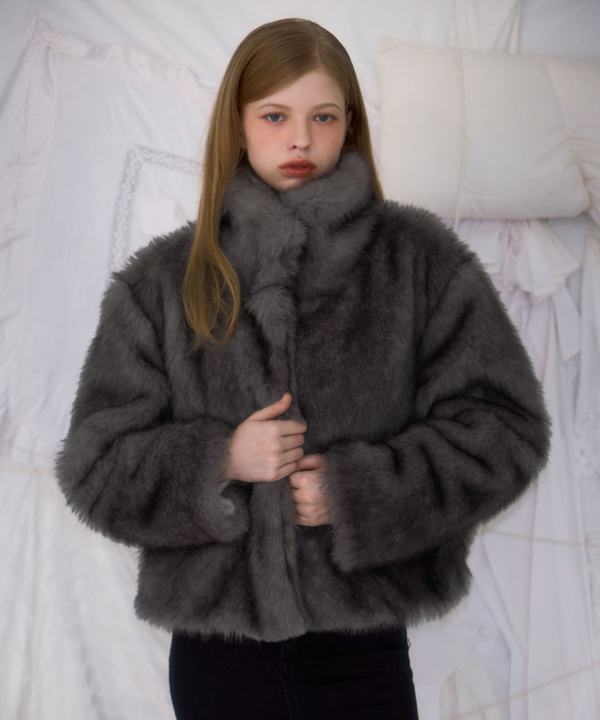 로제프란츠(ROSEFRANTZ) Crop Mix Fur Jacket [Brown]
