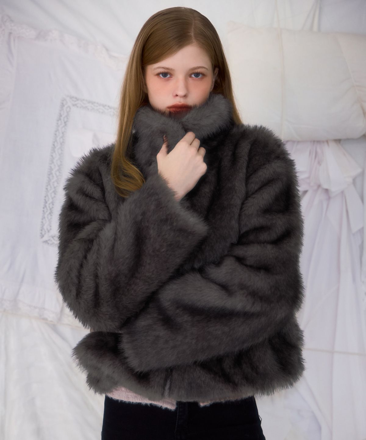 로제프란츠(ROSEFRANTZ) Crop Mix Fur Jacket [Brown]