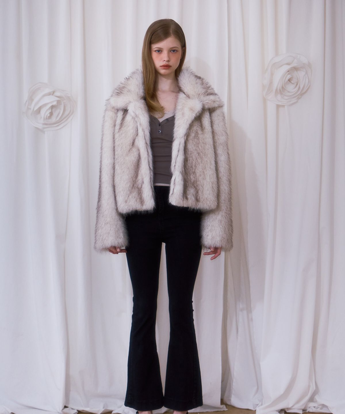 로제프란츠(ROSEFRANTZ) Crop Mix Fur Jacket [Beige]