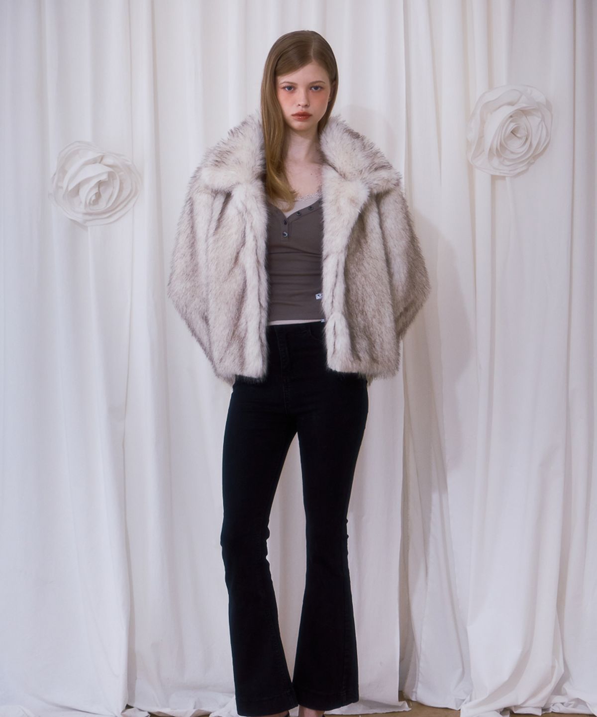 로제프란츠(ROSEFRANTZ) Crop Mix Fur Jacket [Beige]