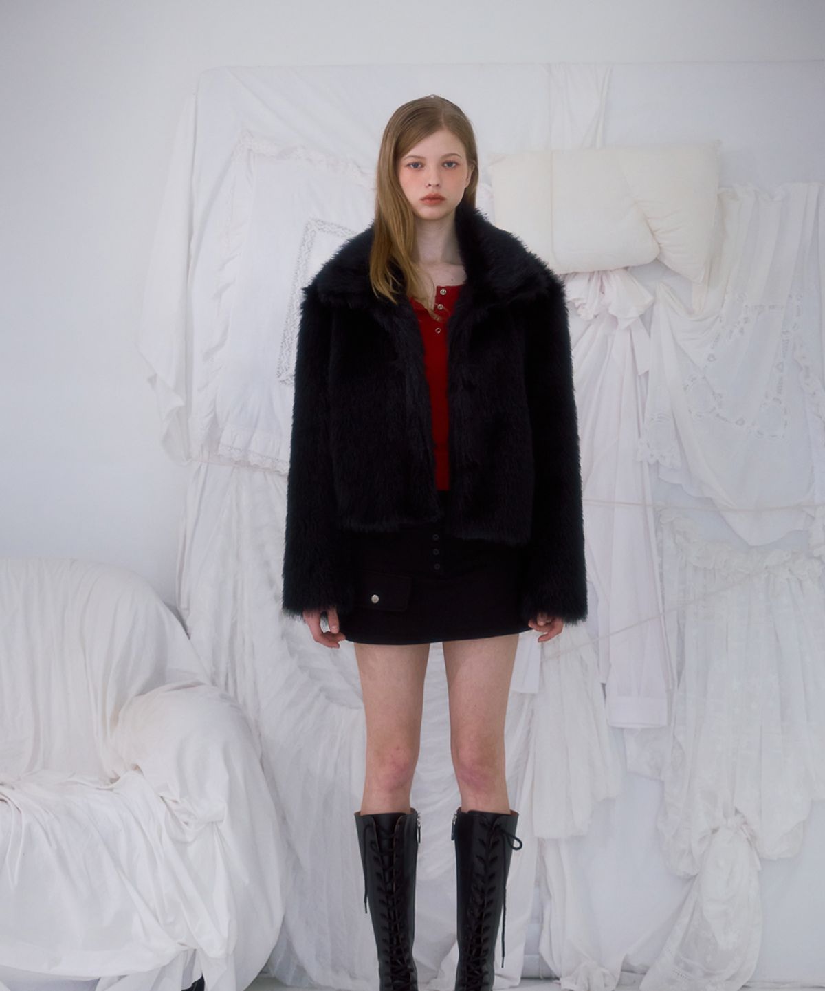 로제프란츠(ROSEFRANTZ) Crop Mix Fur Jacket [Black]