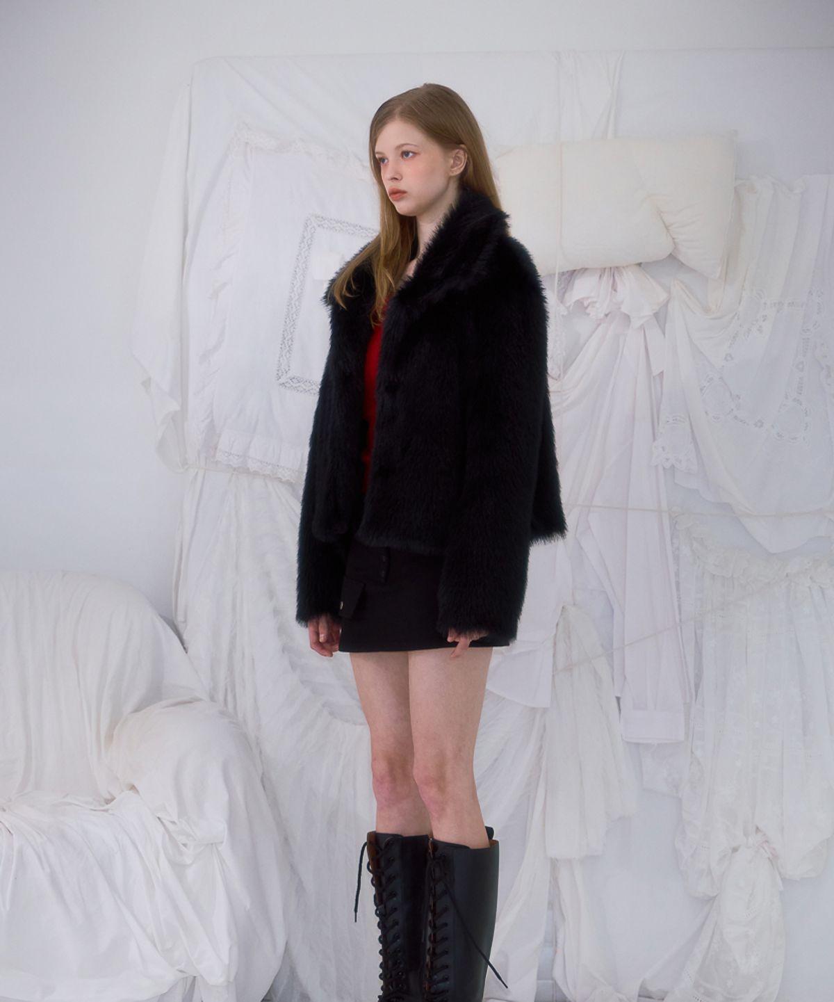 로제프란츠(ROSEFRANTZ) Crop Mix Fur Jacket [Black]