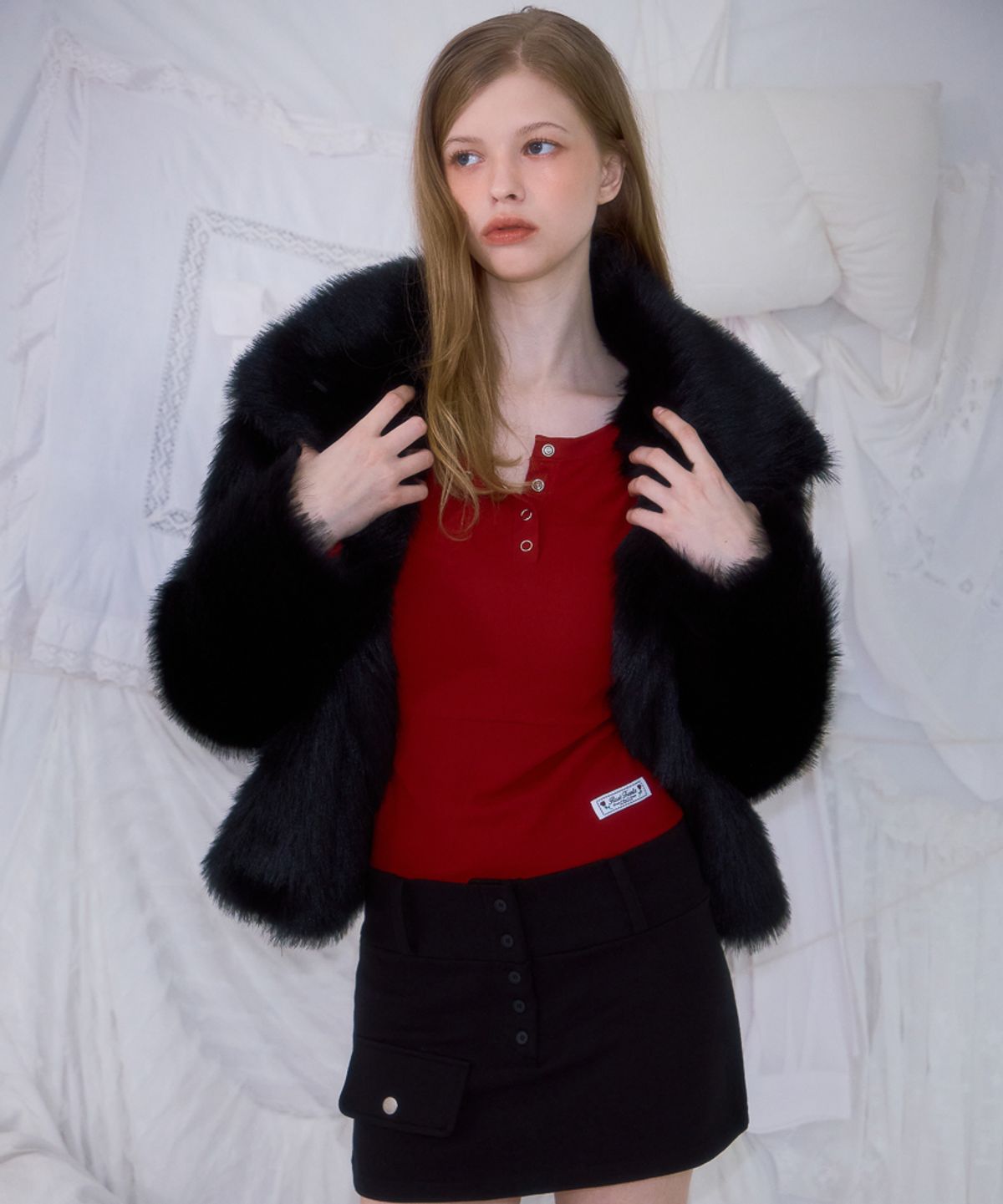 로제프란츠(ROSEFRANTZ) Crop Mix Fur Jacket [Black]