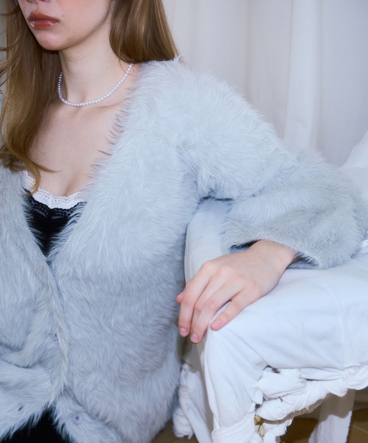 로제프란츠(ROSEFRANTZ) Fur Overfit Cardigan [Light Gray]