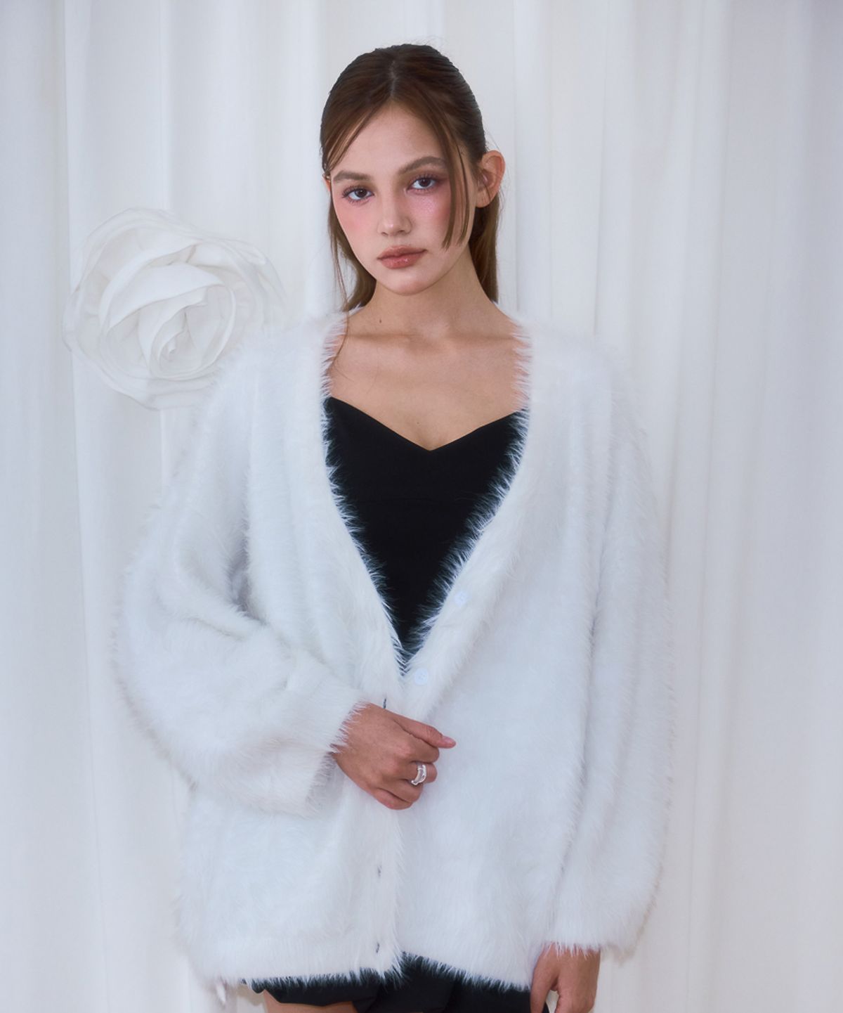로제프란츠(ROSEFRANTZ) Fur Overfit Cardigan [Ivory]