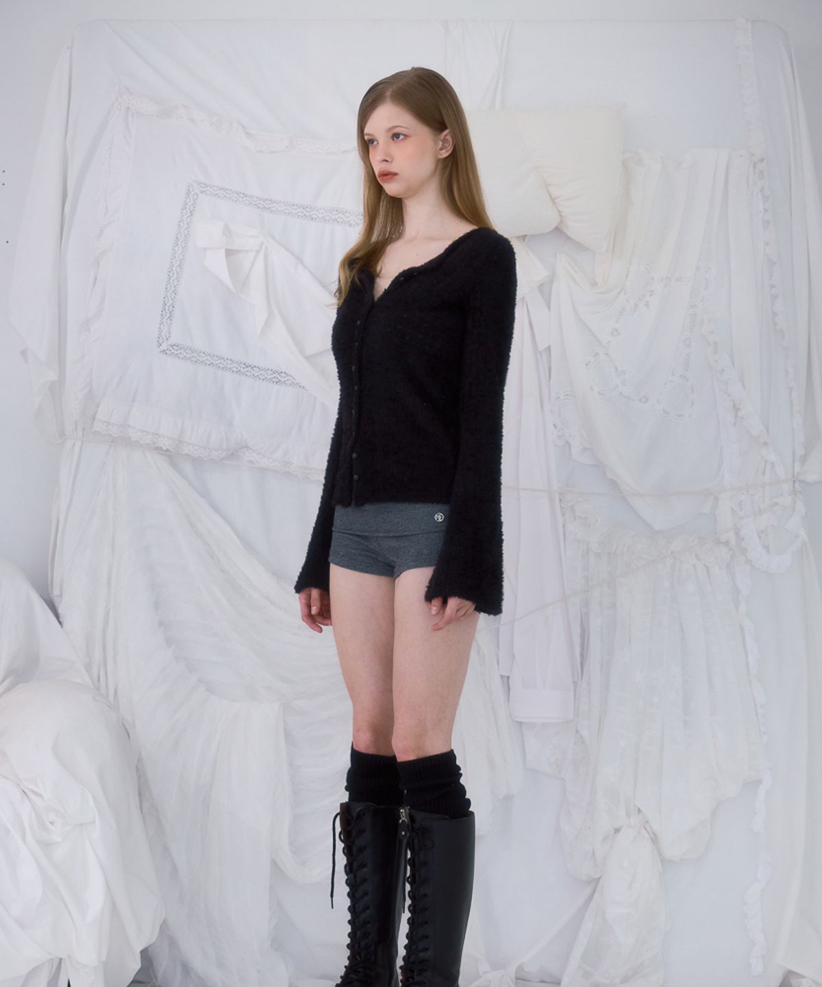 로제프란츠(ROSEFRANTZ) Hairy Slim Fur Cardigan [Black]