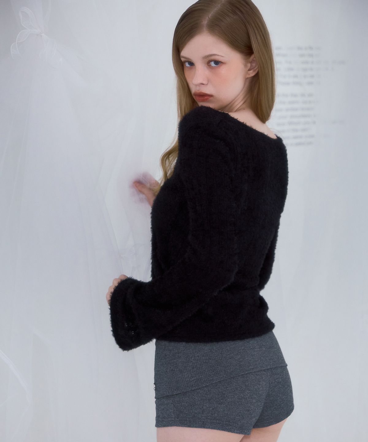 로제프란츠(ROSEFRANTZ) Hairy Slim Fur Cardigan [Black]