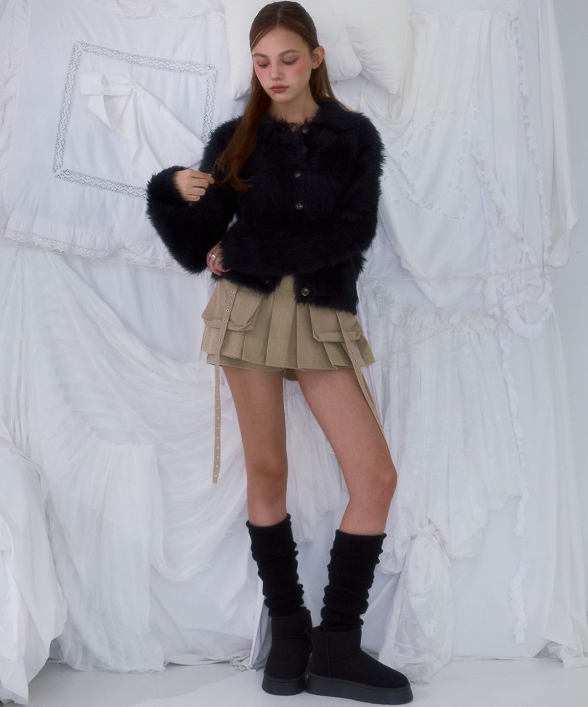 로제프란츠(ROSEFRANTZ) Fur Collar Button Cardigan [Black]