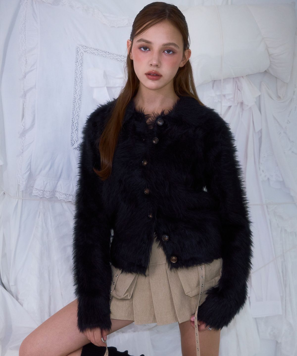 로제프란츠(ROSEFRANTZ) Fur Collar Button Cardigan [Black]
