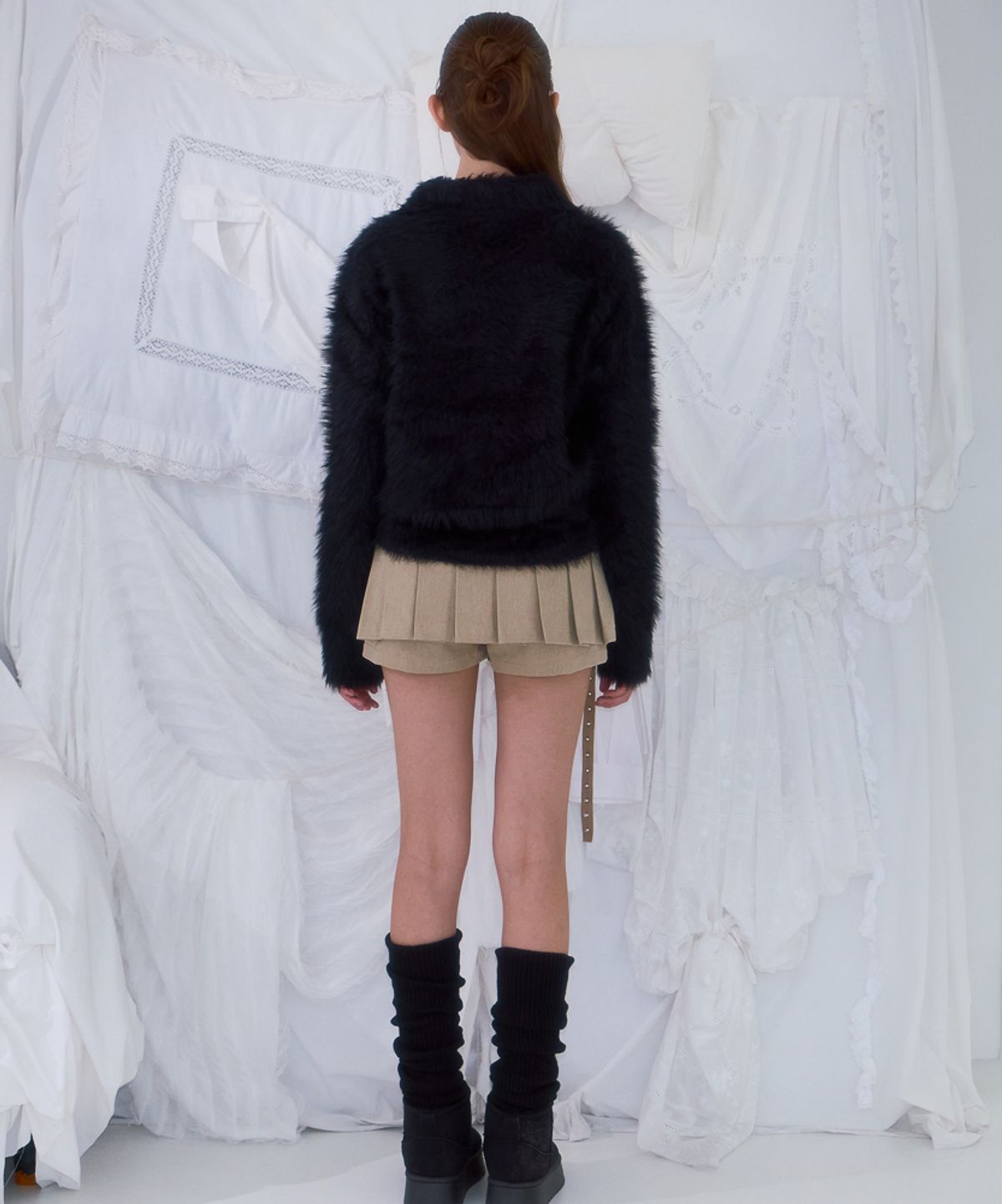 로제프란츠(ROSEFRANTZ) Fur Collar Button Cardigan [Black]