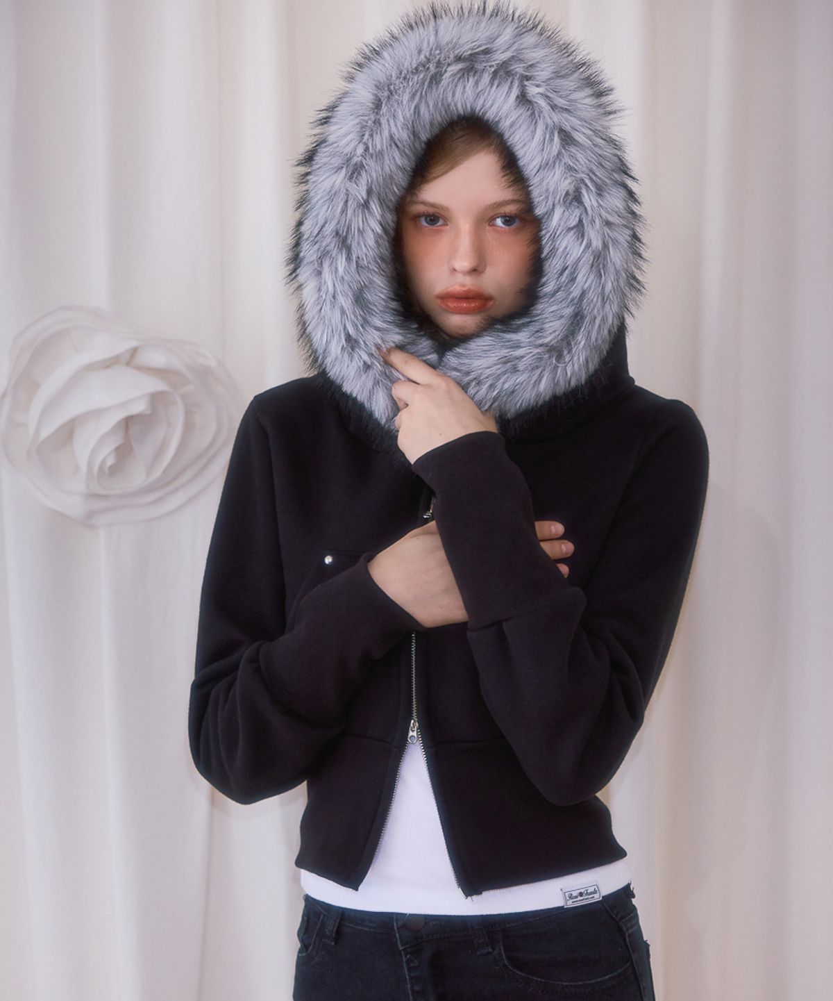로제프란츠(ROSEFRANTZ) Fur Slim Rivet Hood Zip-up [Black]