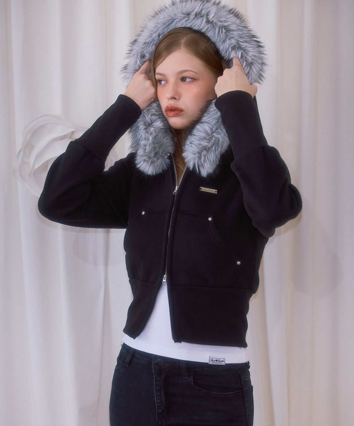 로제프란츠(ROSEFRANTZ) Fur Slim Rivet Hood Zip-up [Black]