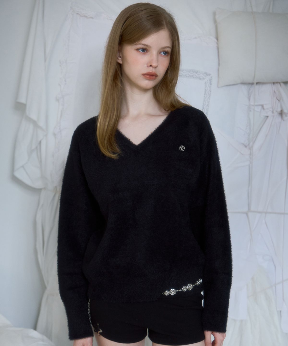 로제프란츠(ROSEFRANTZ) Fur V-neck Knit [Black]