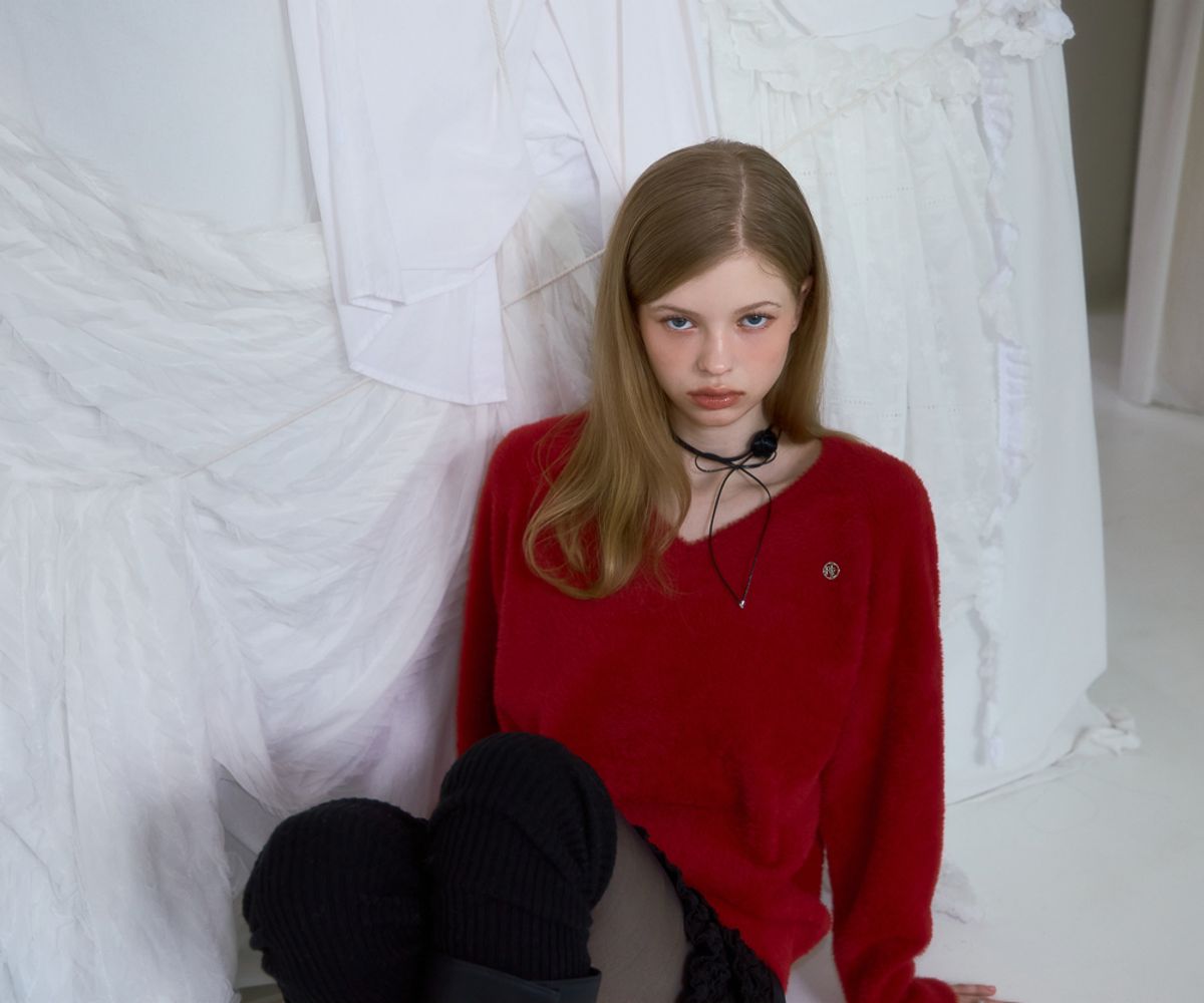 로제프란츠(ROSEFRANTZ) Fur V-neck Knit [Red]