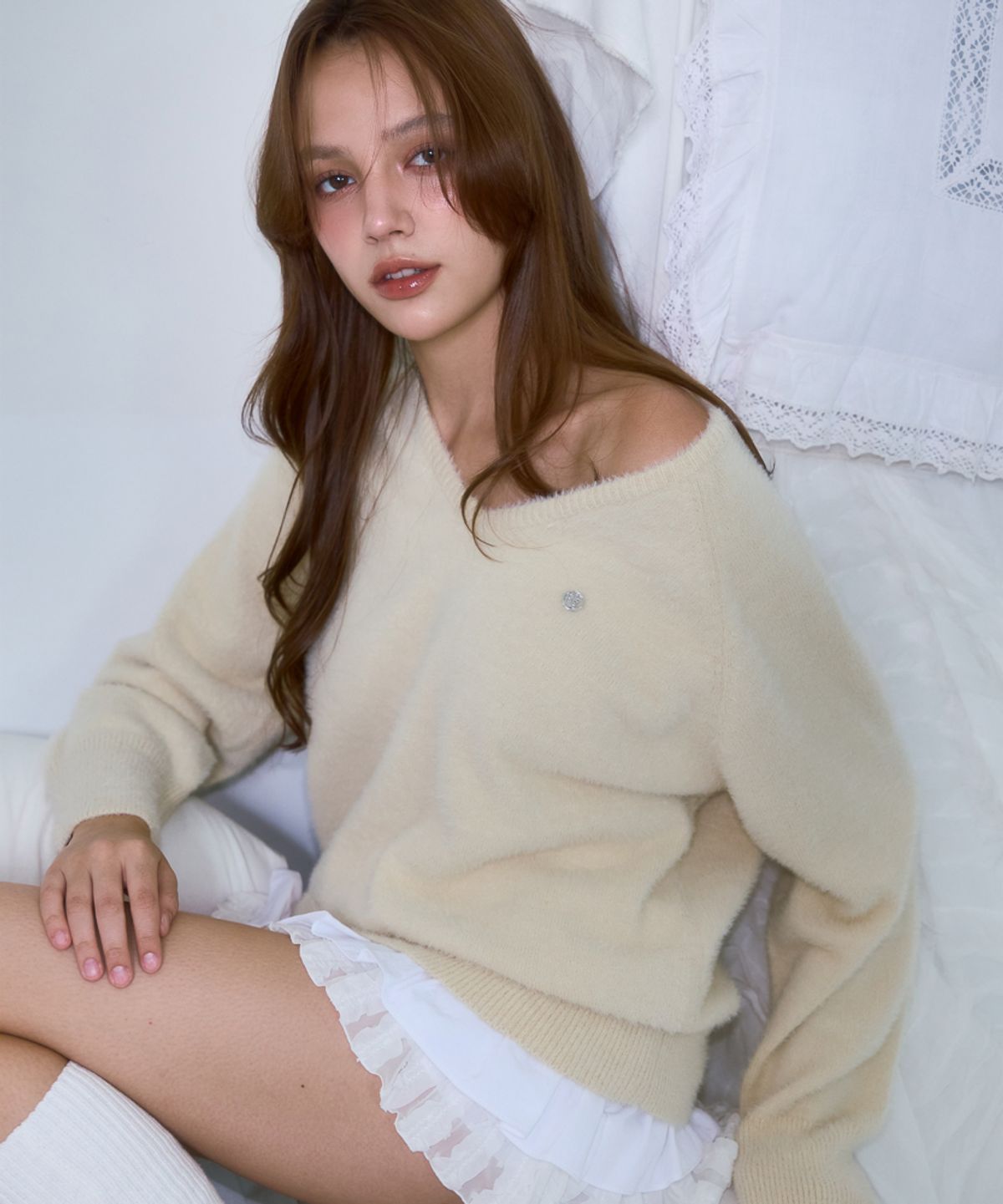 로제프란츠(ROSEFRANTZ) Fur V-neck Knit [Butter]