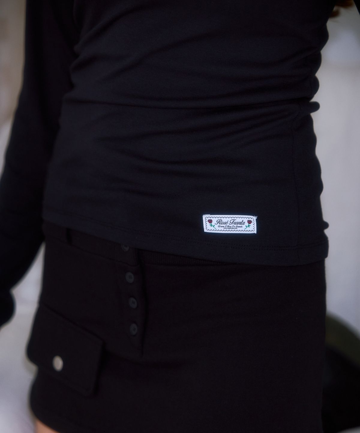 로제프란츠(ROSEFRANTZ) Soft Curve V-neck Long Sleeve [Black]