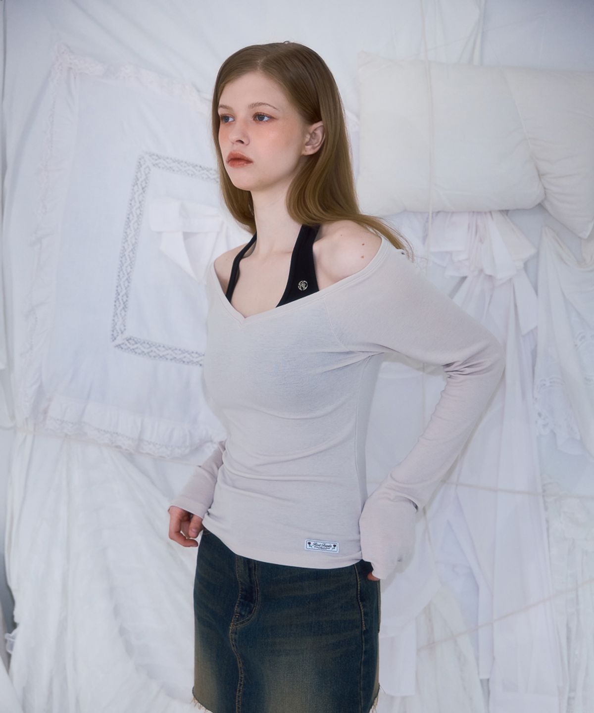 로제프란츠(ROSEFRANTZ) Soft Curve V-neck Long Sleeve [Beige]