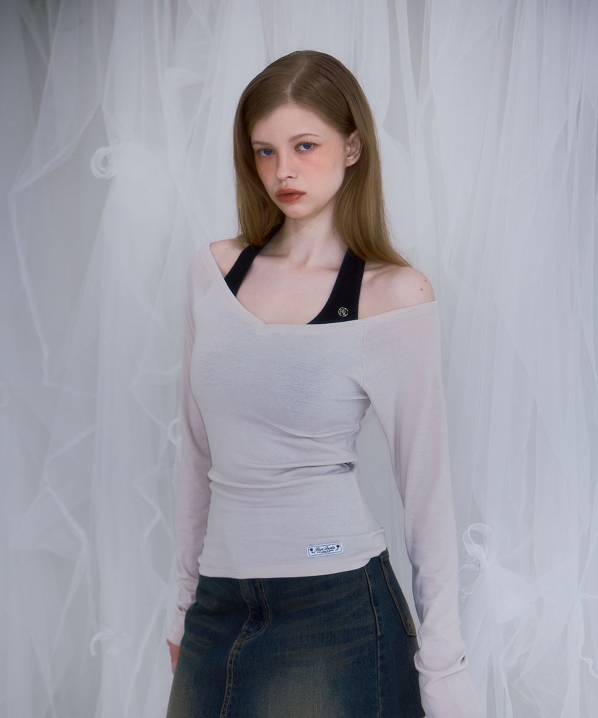 로제프란츠(ROSEFRANTZ) Soft Curve V-neck Long Sleeve [Beige]
