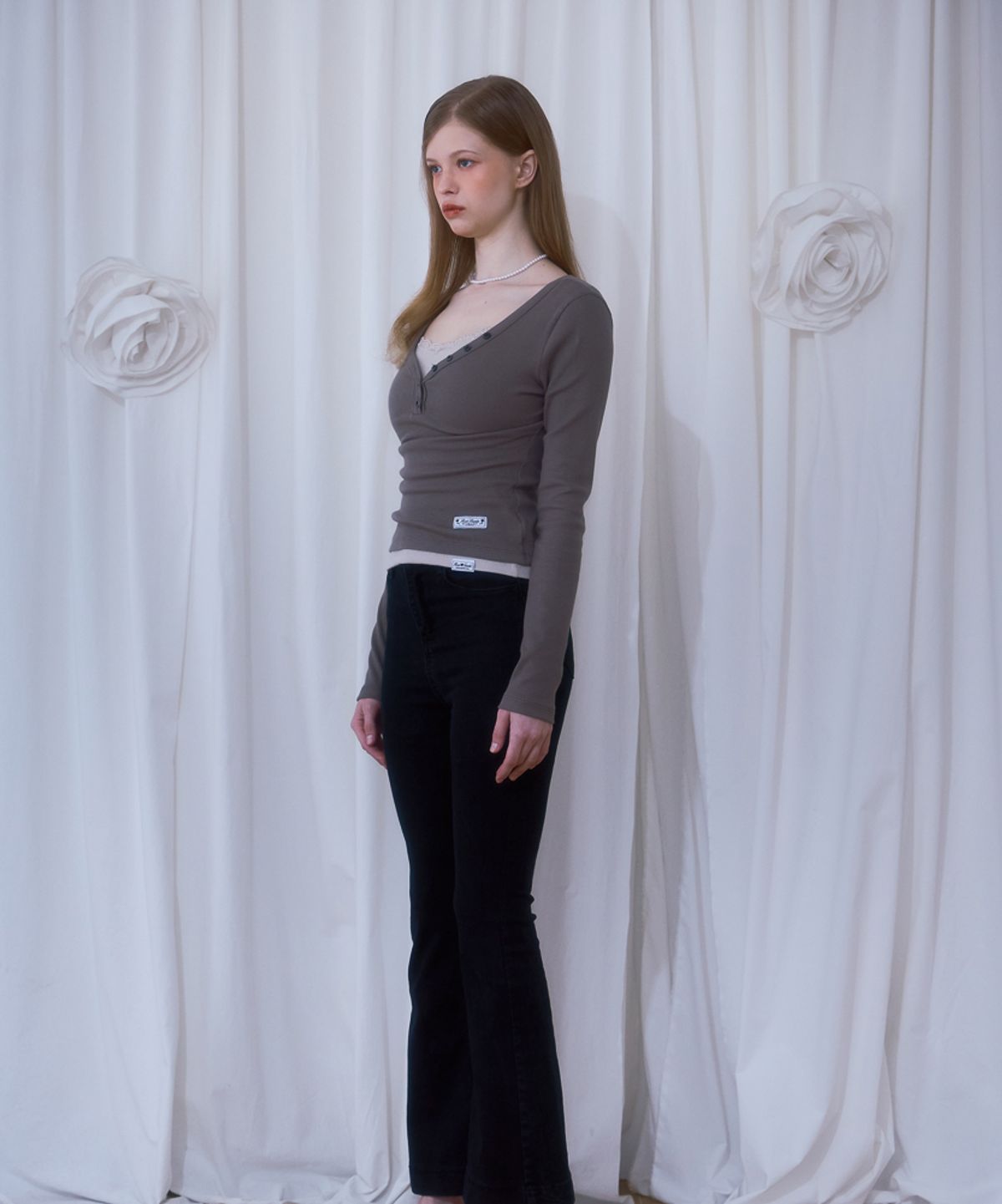 로제프란츠(ROSEFRANTZ) V-neck Button Long Sleeve [Brown]