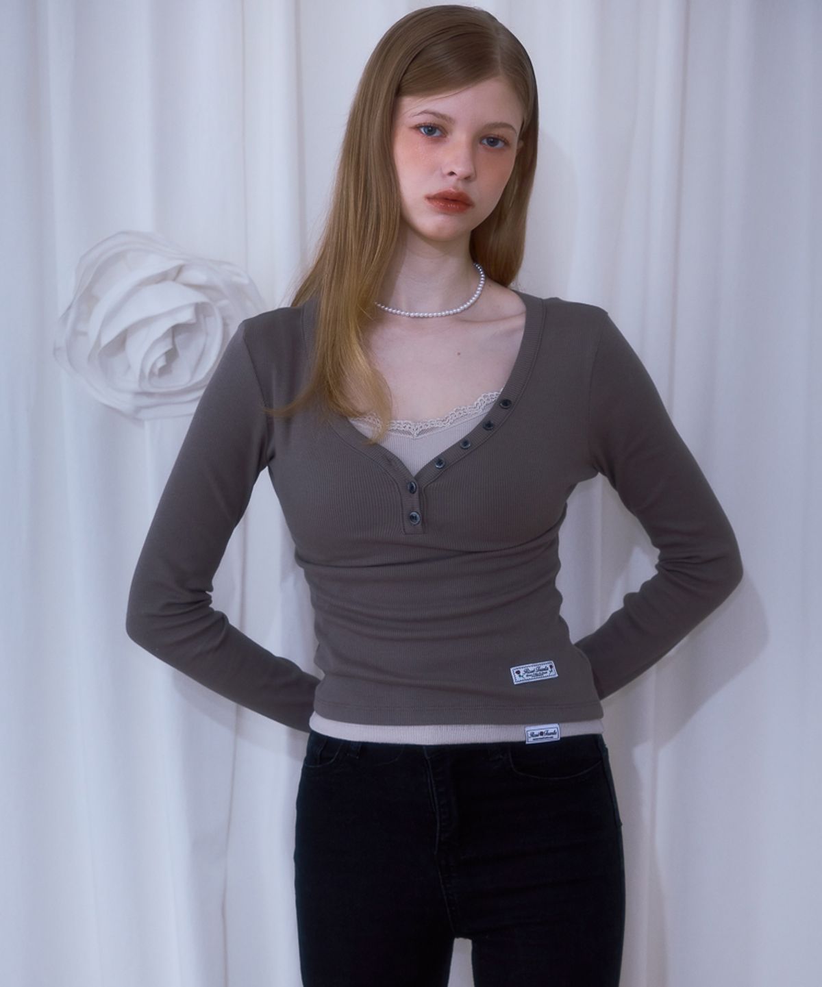 로제프란츠(ROSEFRANTZ) V-neck Button Long Sleeve [Brown]