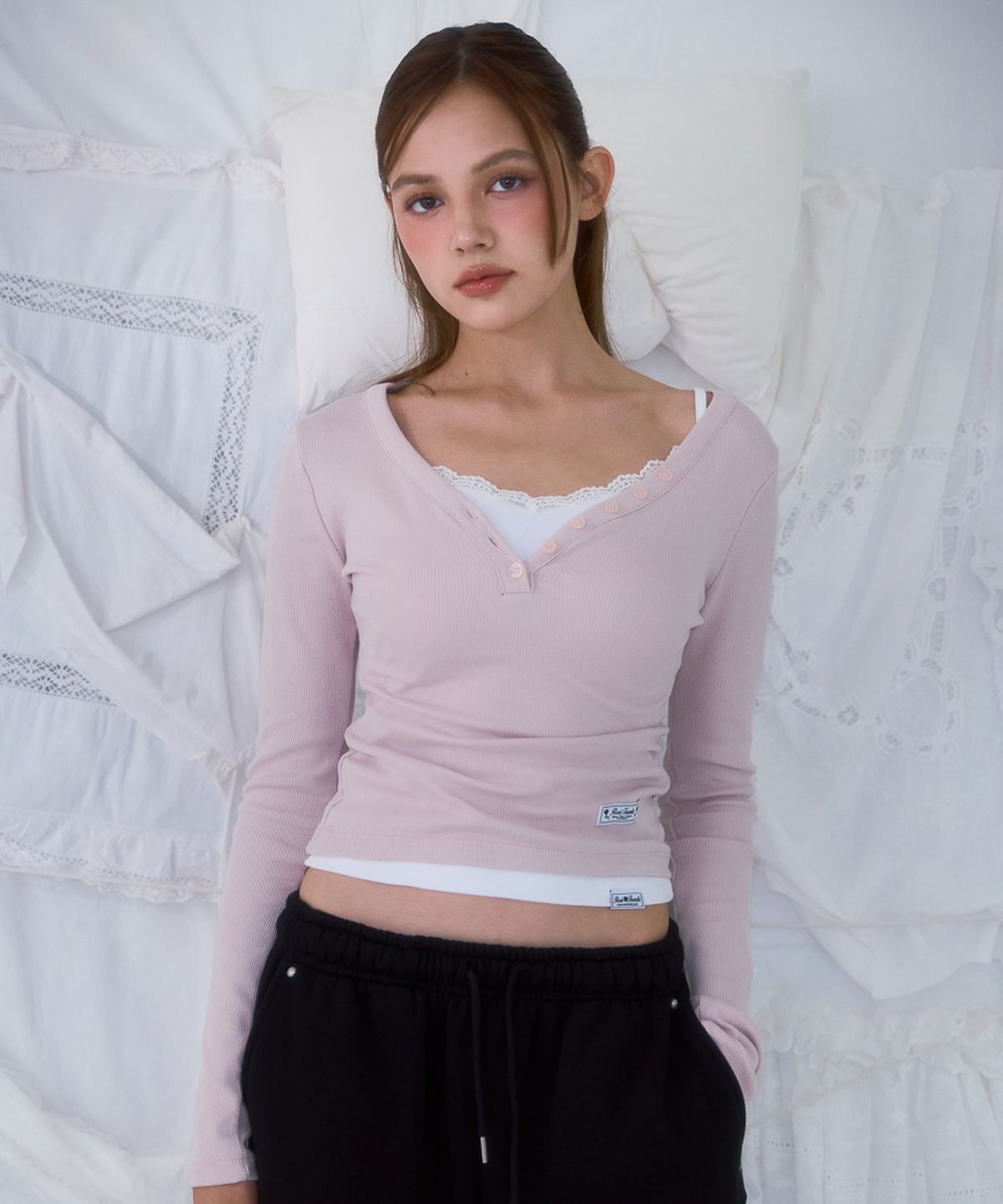 로제프란츠(ROSEFRANTZ) V-neck Button Long Sleeve [Pink]