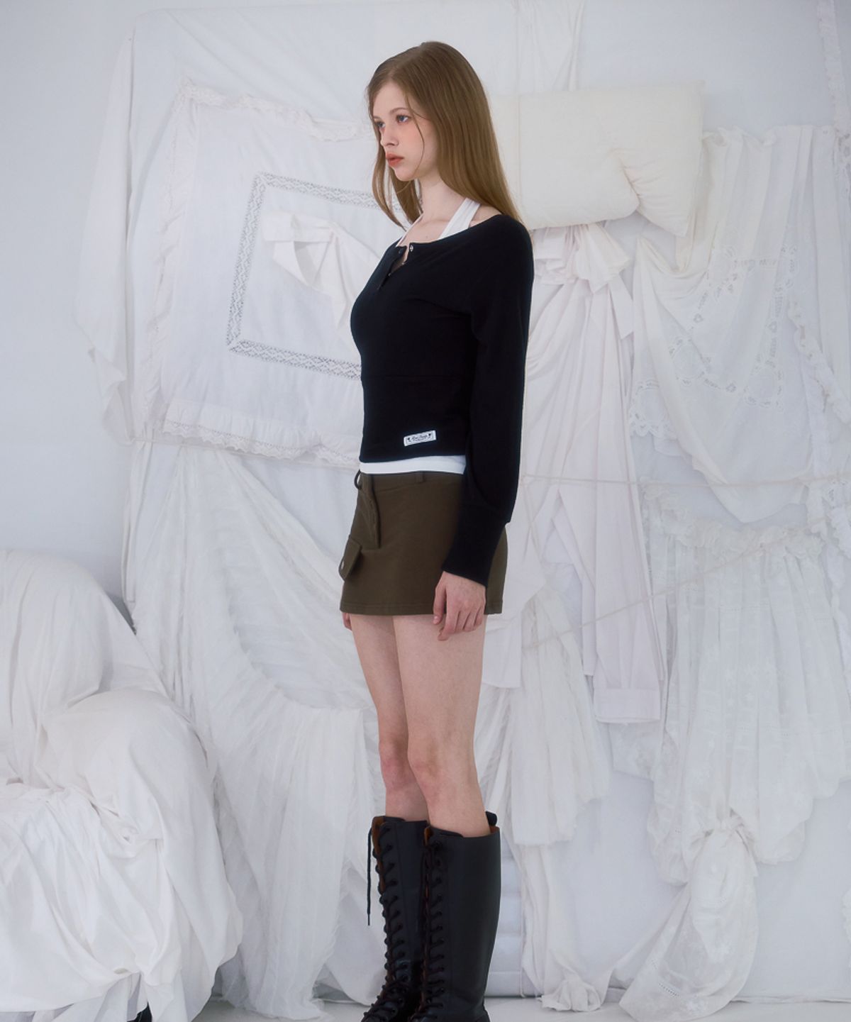 로제프란츠(ROSEFRANTZ) Eyelet Henley-neck Long Sleeve [Black]