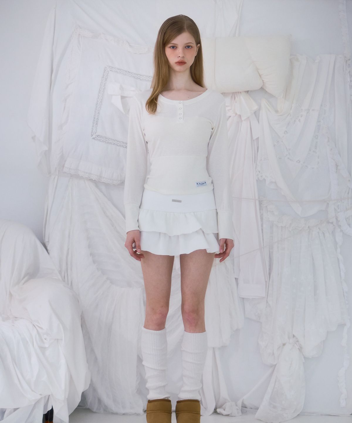 로제프란츠(ROSEFRANTZ) Eyelet Henley-neck Long Sleeve [Ivory]