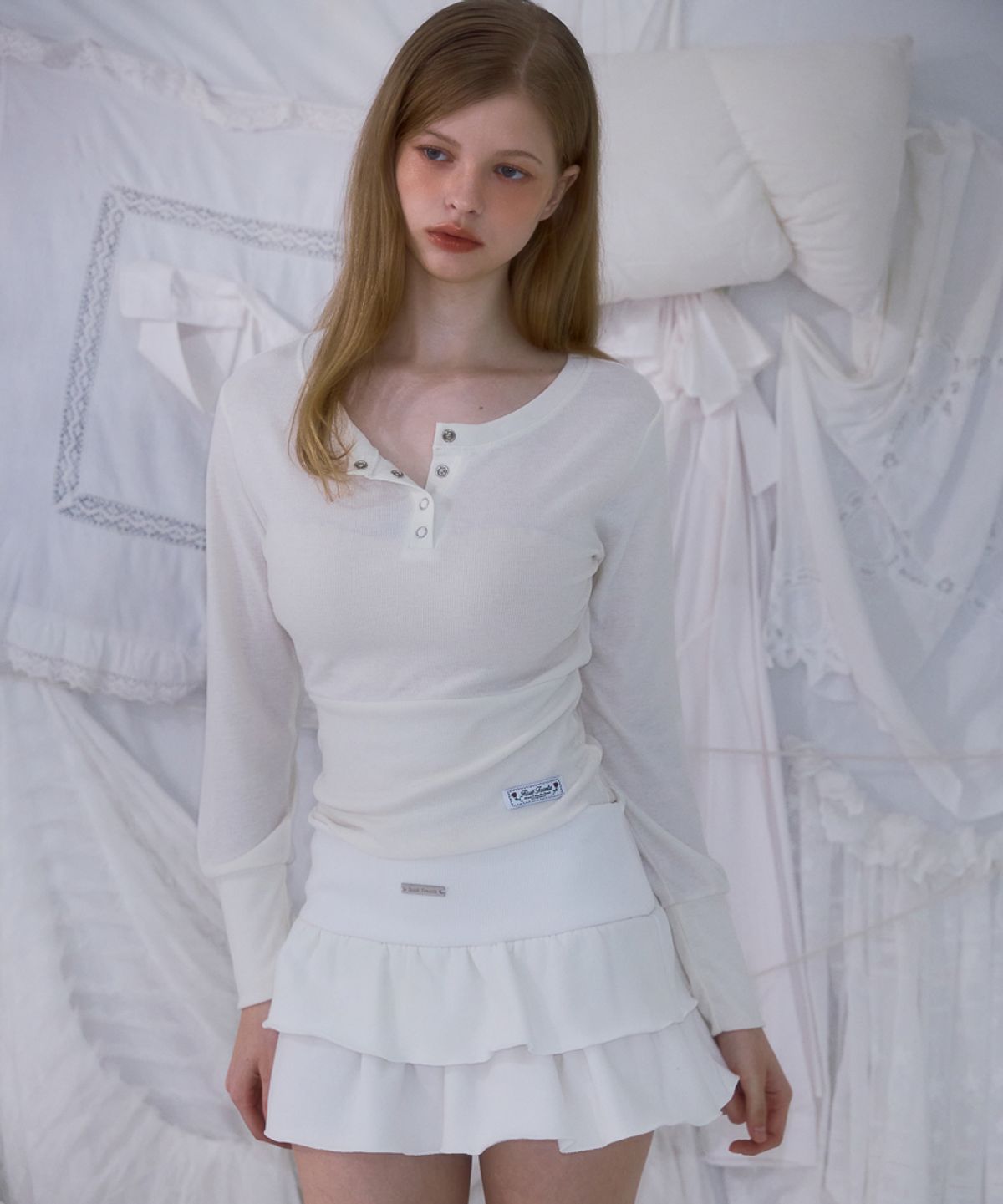 로제프란츠(ROSEFRANTZ) Eyelet Henley-neck Long Sleeve [Ivory]
