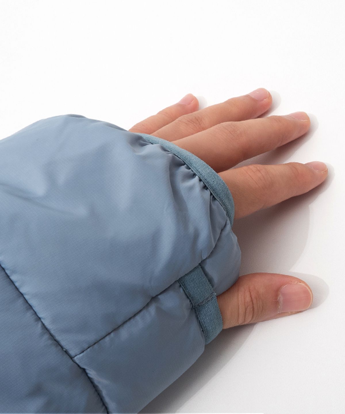 큐티에잇 가먼츠(QT8 GARMENTS) RG Duck Down Lightweight Jacket (Sky Blue)