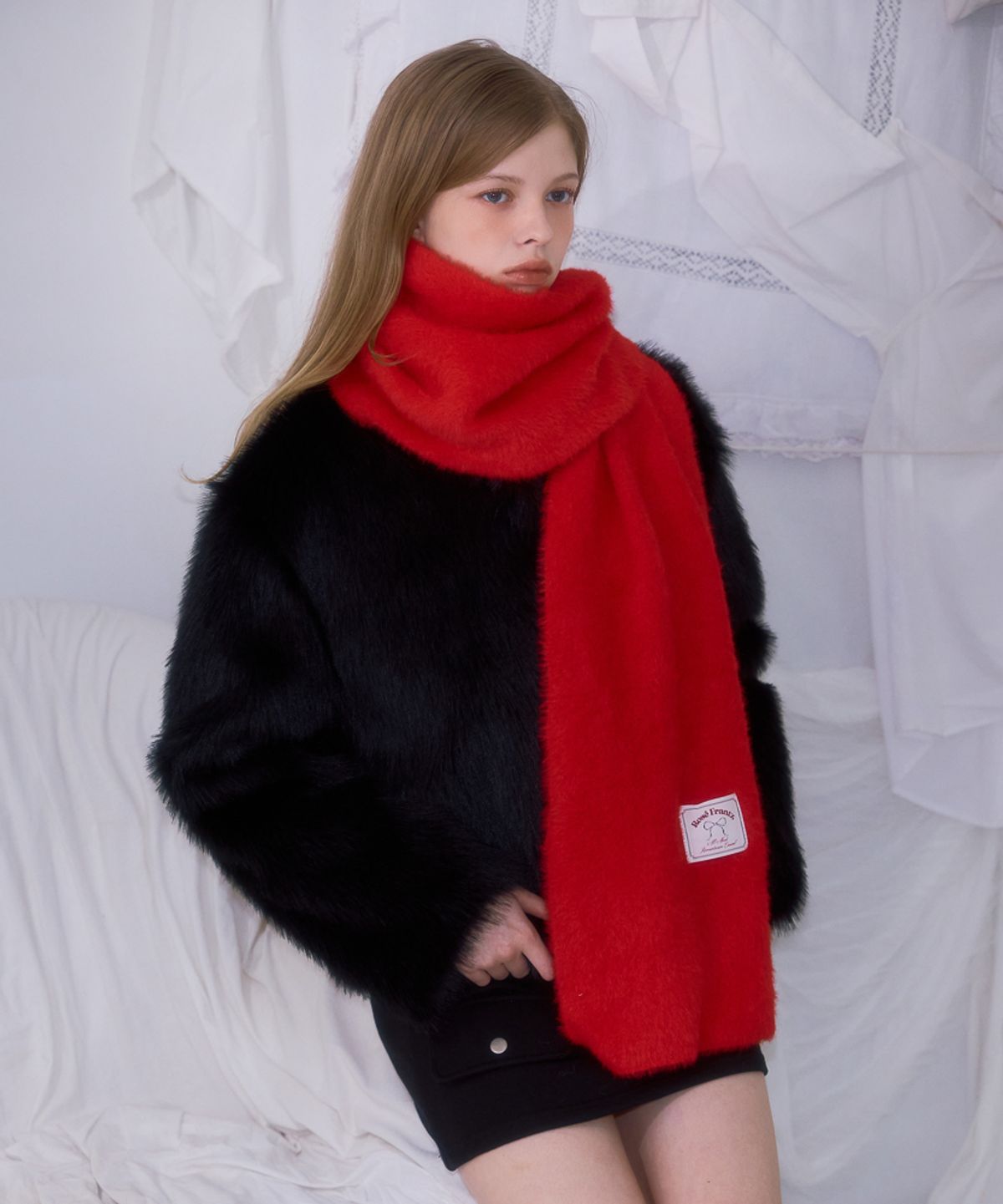 로제프란츠(ROSEFRANTZ) Cozy Fur Muffler [Red]