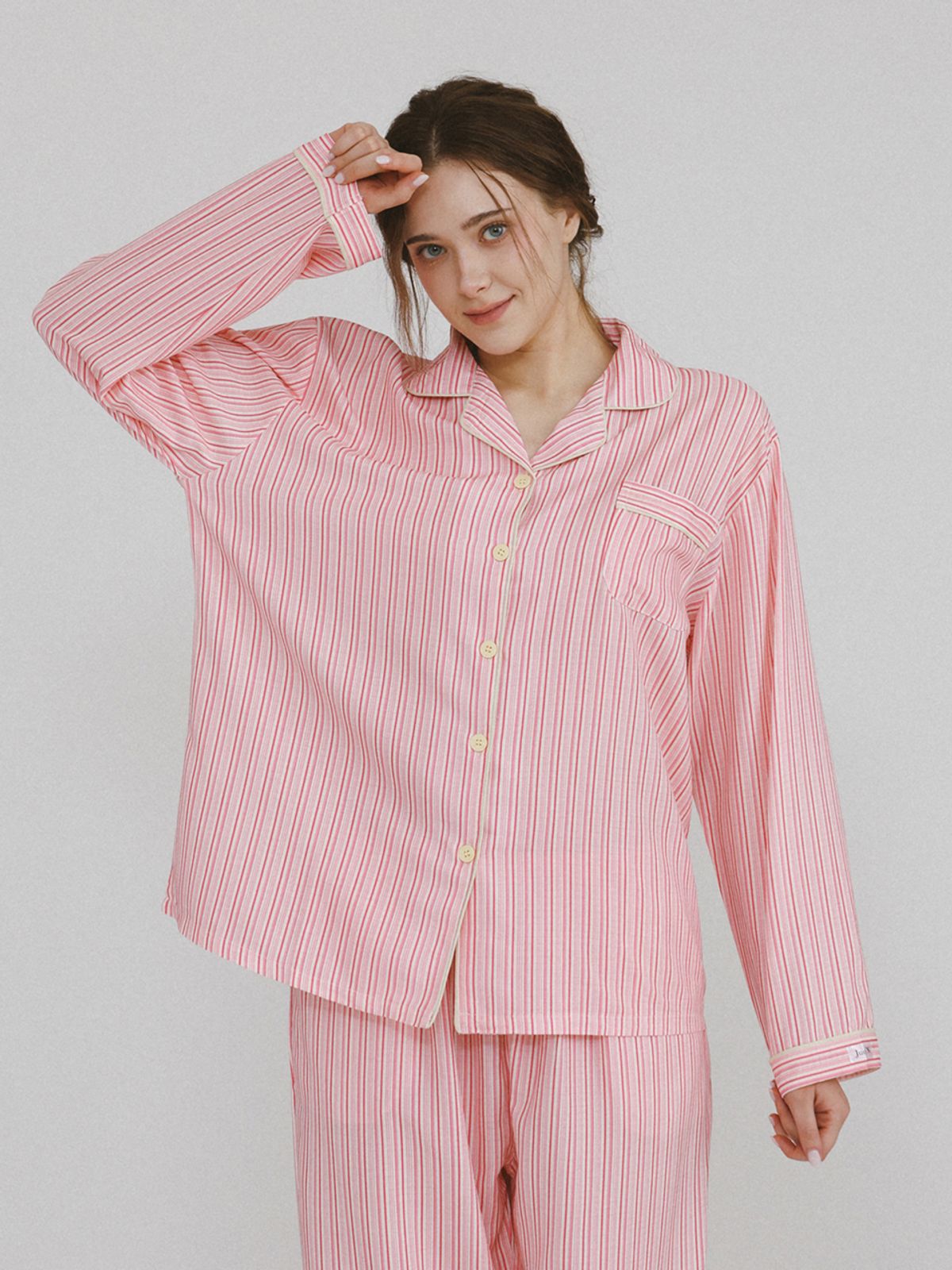 주디앤(JUDYN) 에버글로우 요루 커플잠옷 긴팔 파자마 상하의 세트