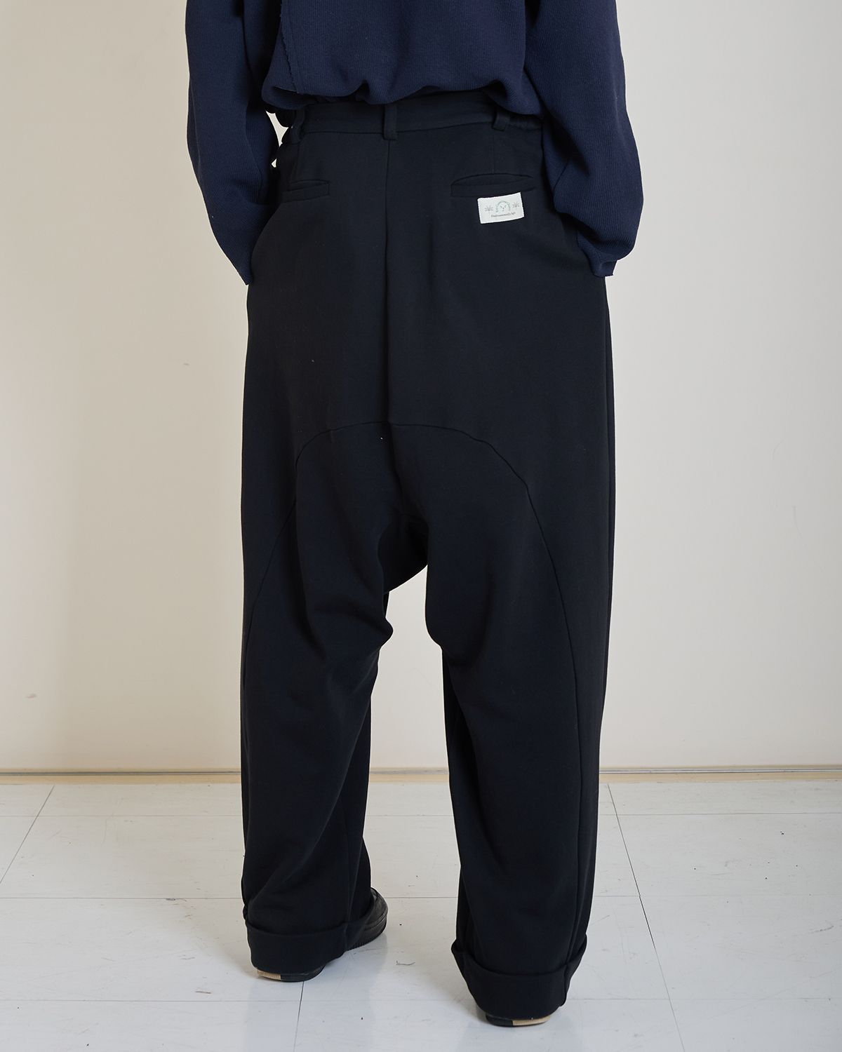 와이쏘씨리얼즈(WHYSOCEREALZ) Wide Baggie Trousers (black)