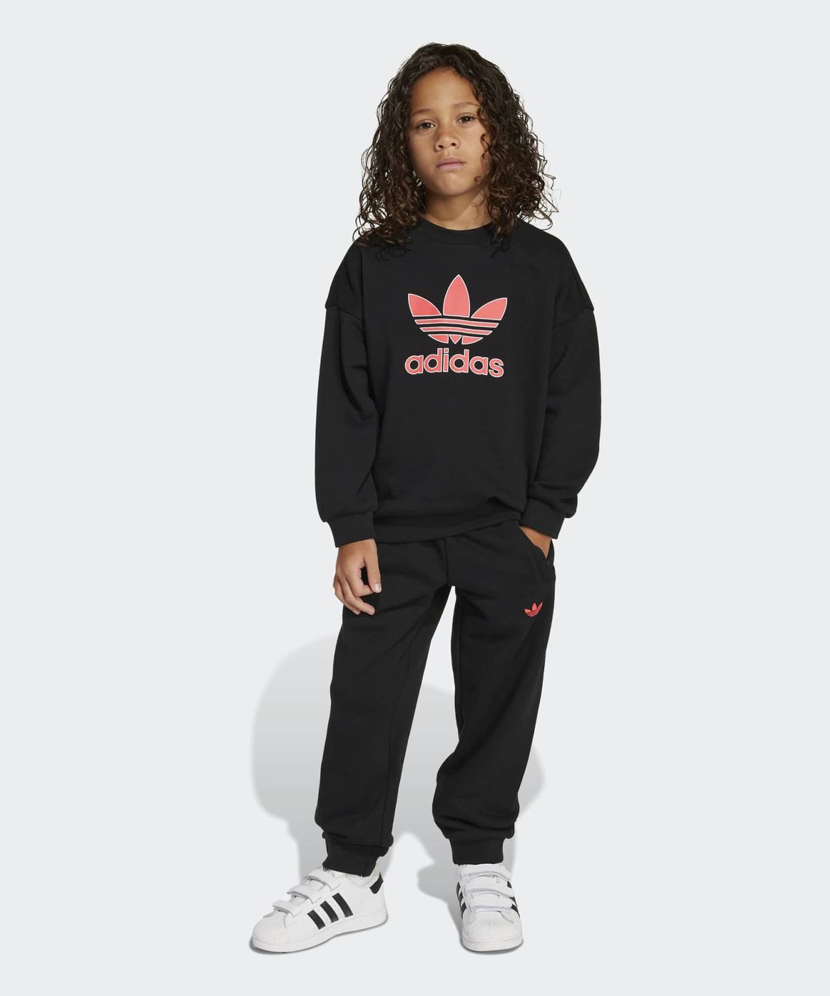 아디다스 키즈(ADIDAS KIDS) 트레포일 크루 세트 키즈 - 블랙 / JX0464