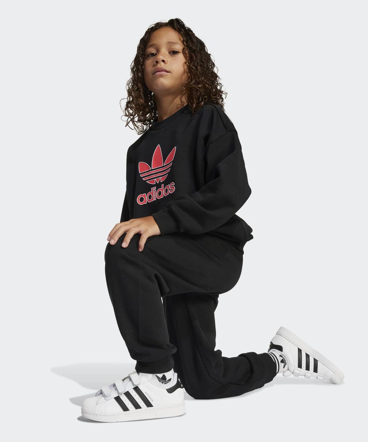 아디다스 키즈(ADIDAS KIDS) 트레포일 크루 세트 키즈 - 블랙 / JX0464