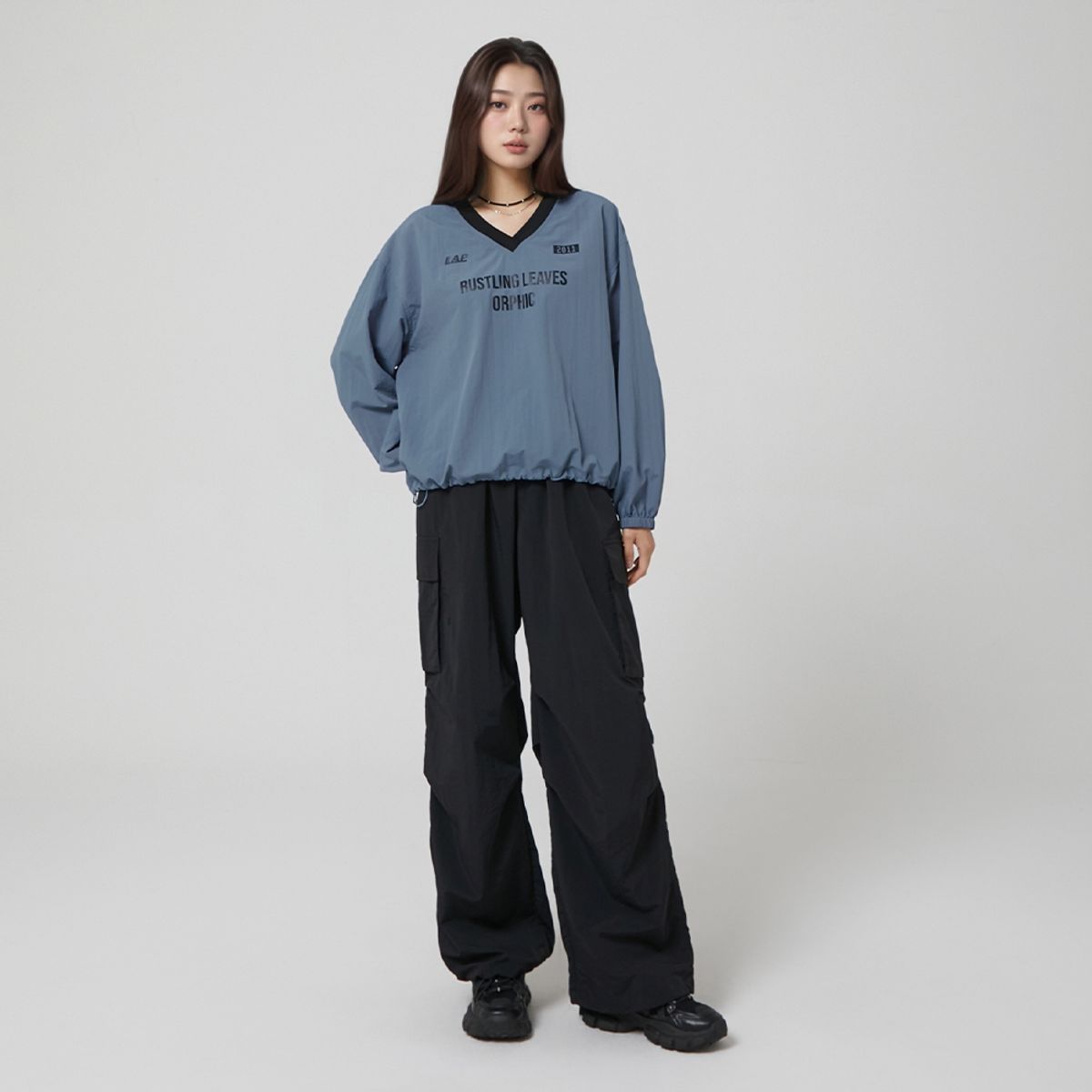 랩(LAP) 나일론 브이넥 맨투맨 AR3CT862
