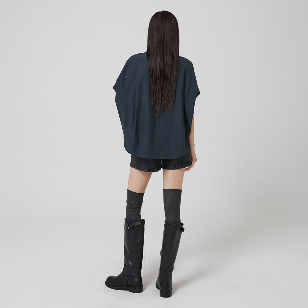랩(LAP) 오픈카라 오버핏블라우스 AR3WB862